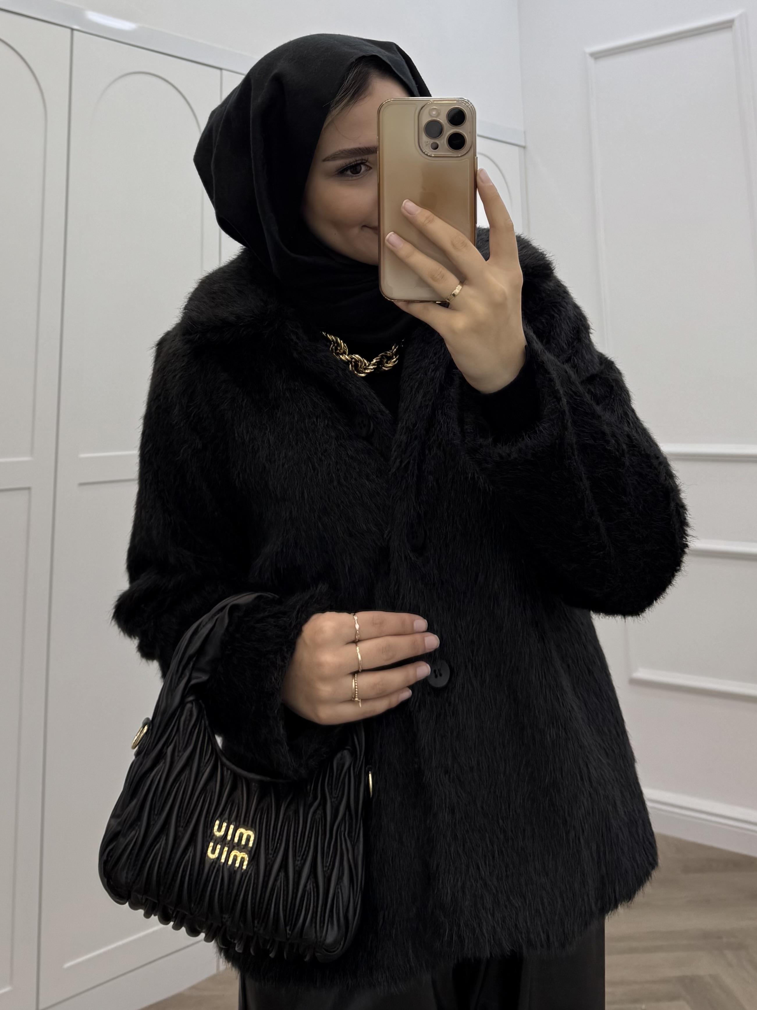 DÜĞMELİ KÜRK SİYAH