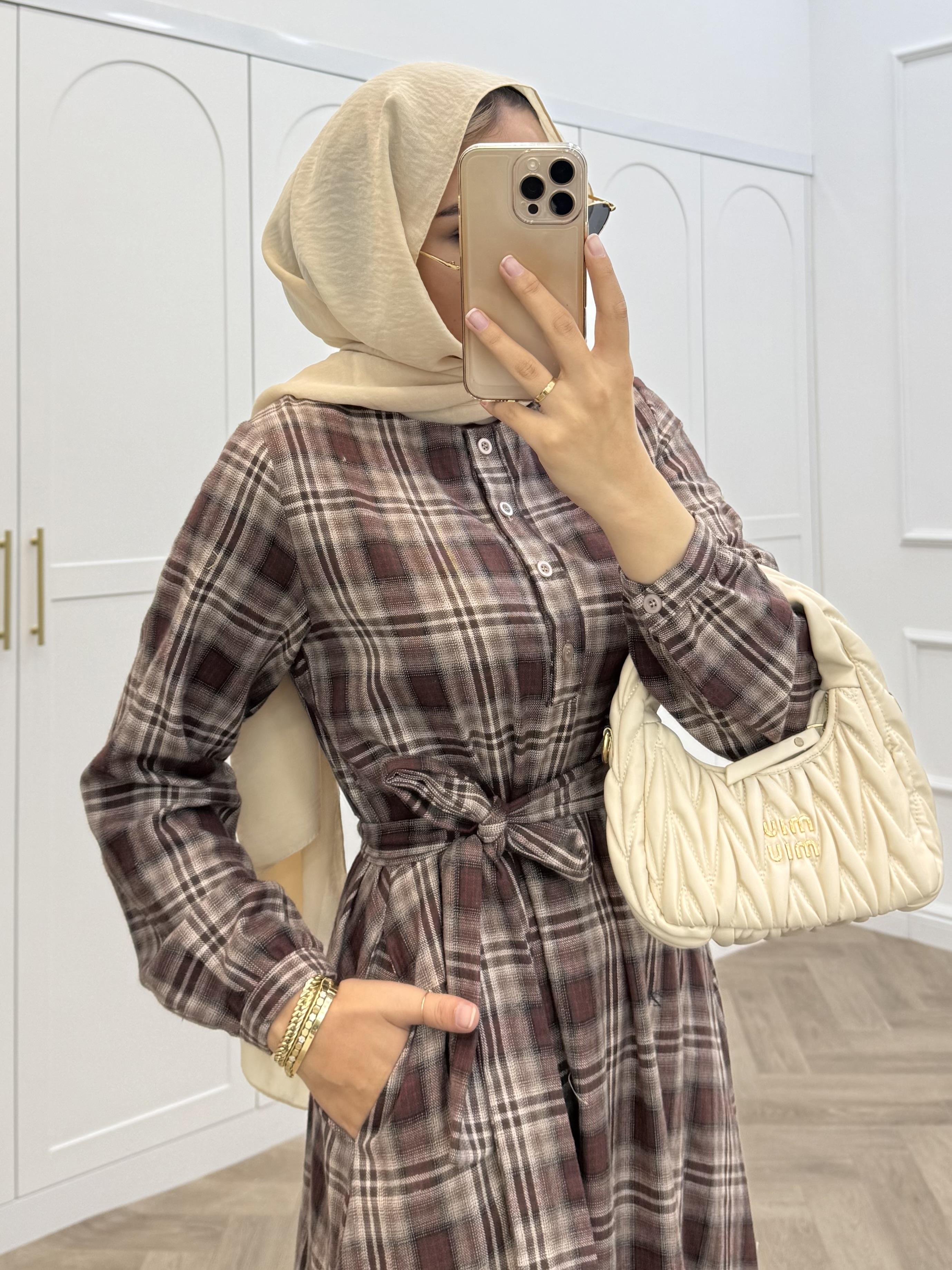 EKOSE DESENLİ ELBİSE KAHVE