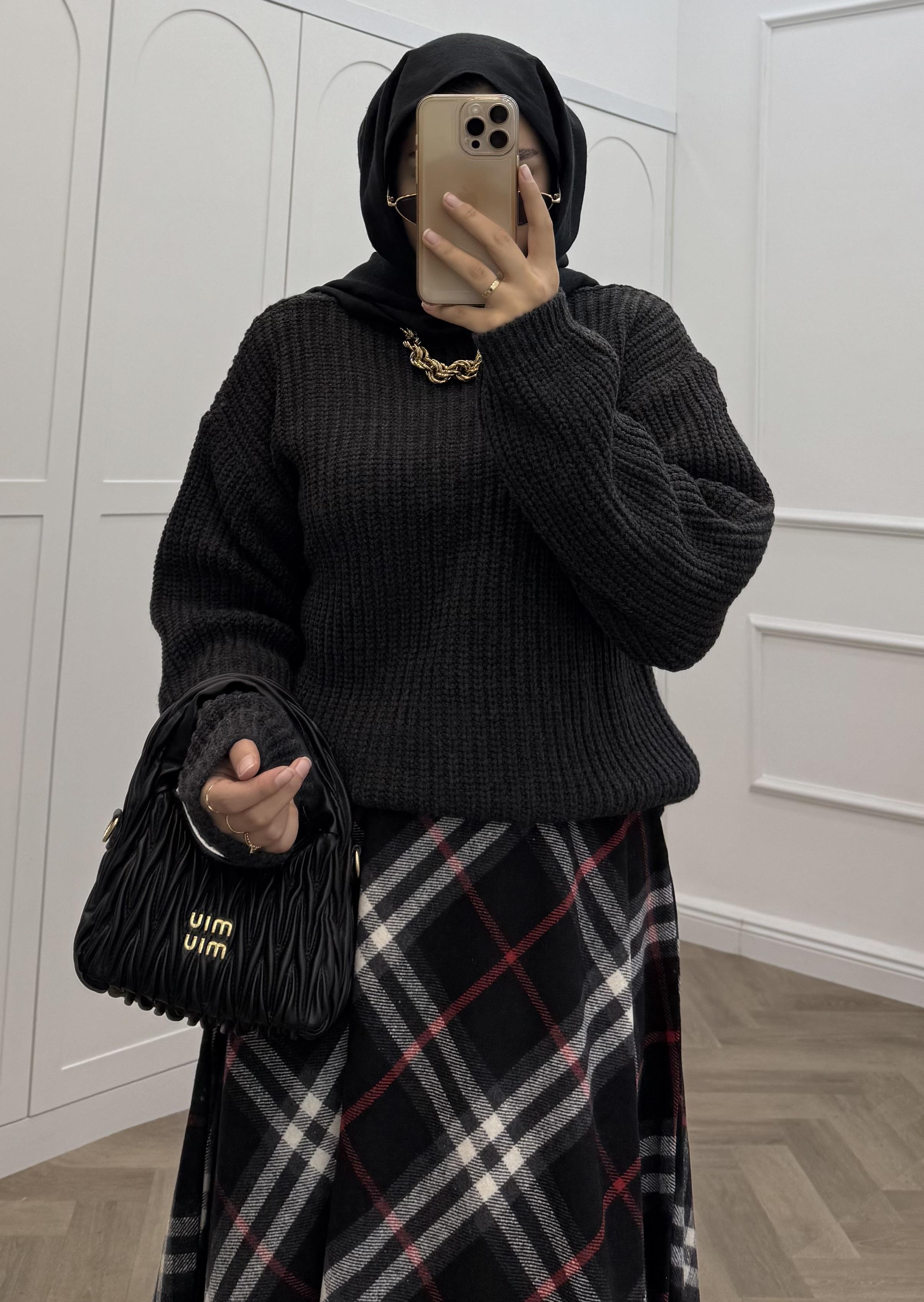 EKOSE KAŞE ETEK SİYAH