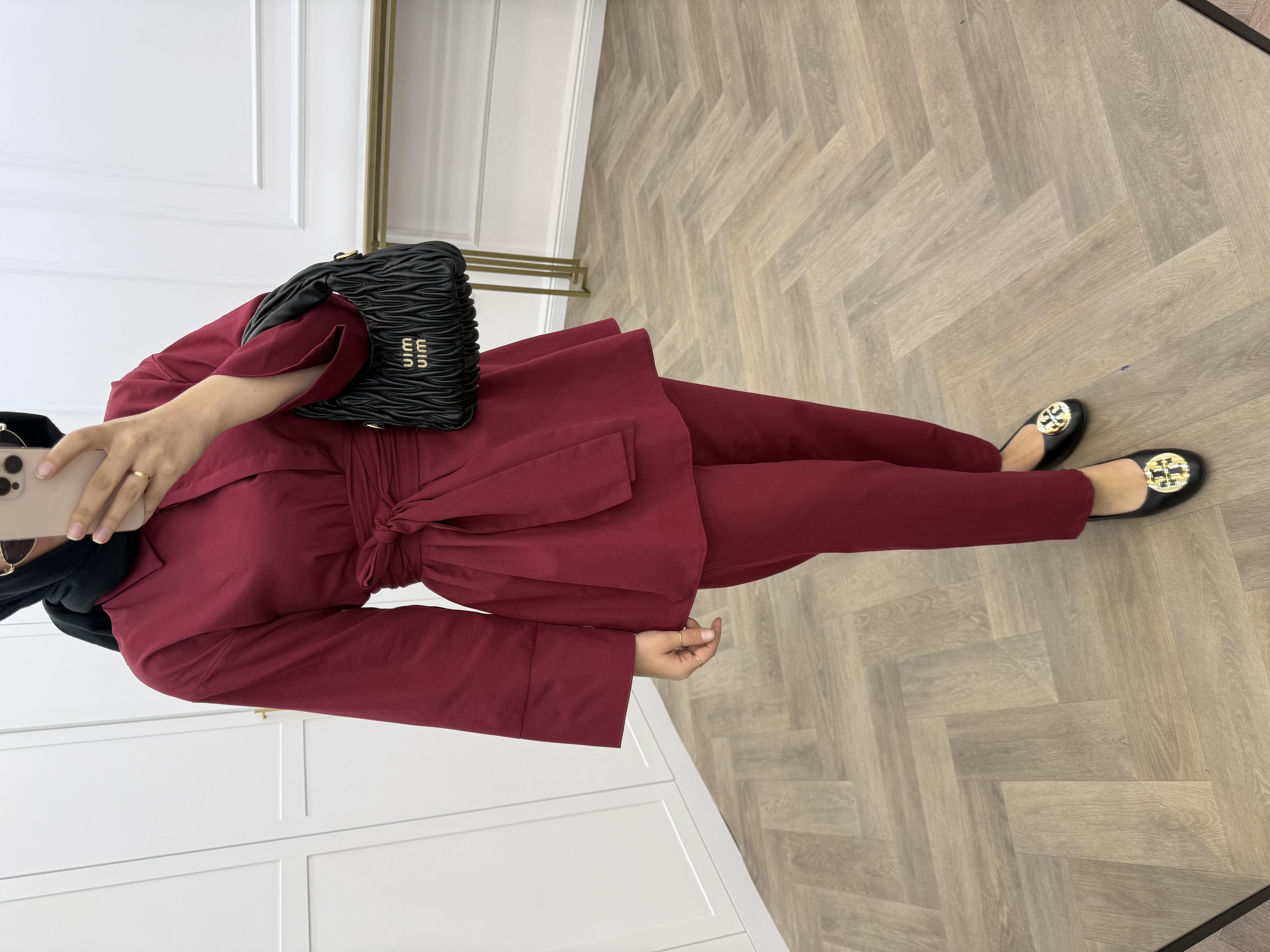 EMMA PANTOLONLU TAKIM BORDO