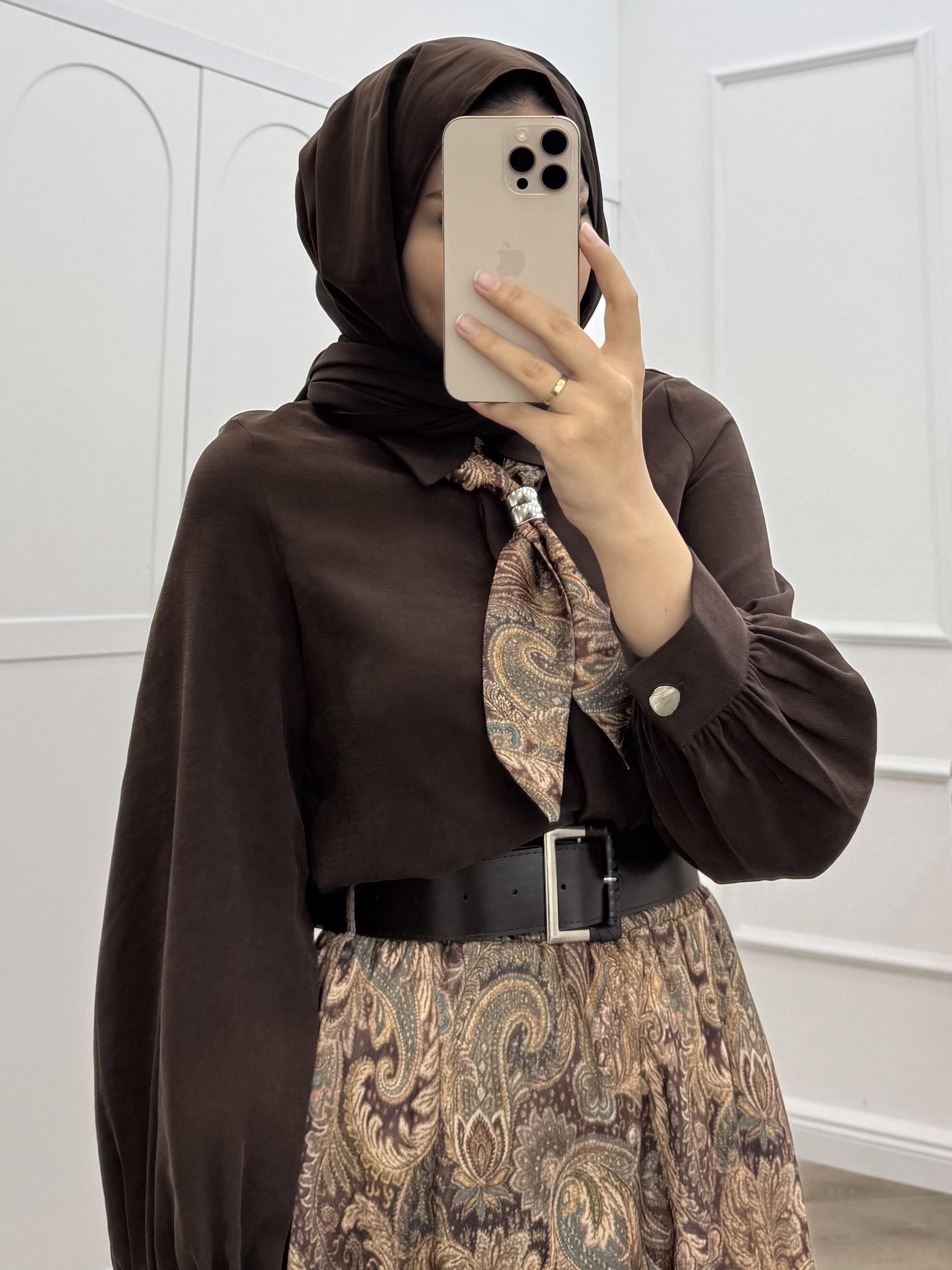 FULARLI SATEN ETEKLİ TAKIM KAHVE 