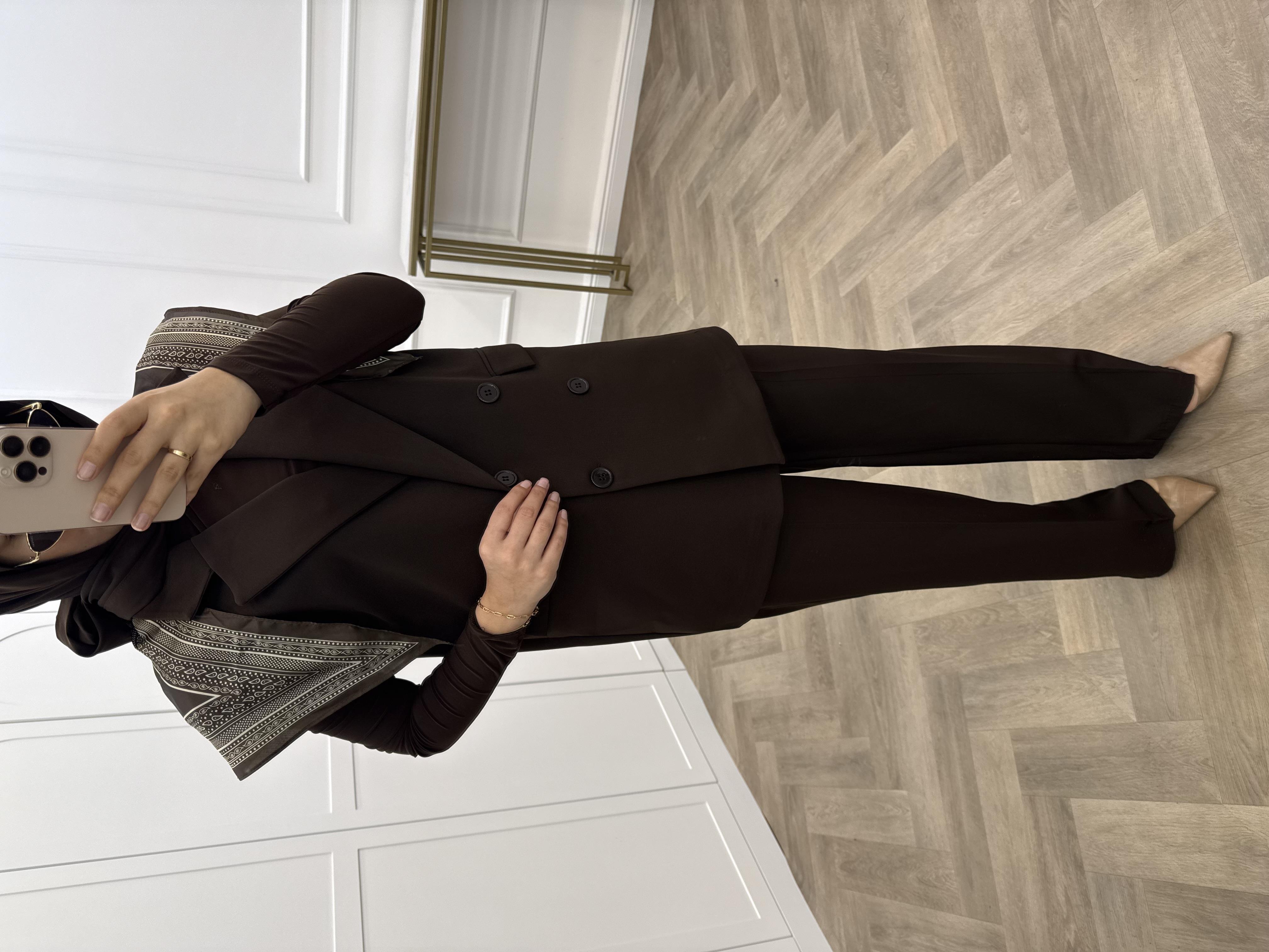 FULARLI YELEKLİ TAKIM ACI KAHVE