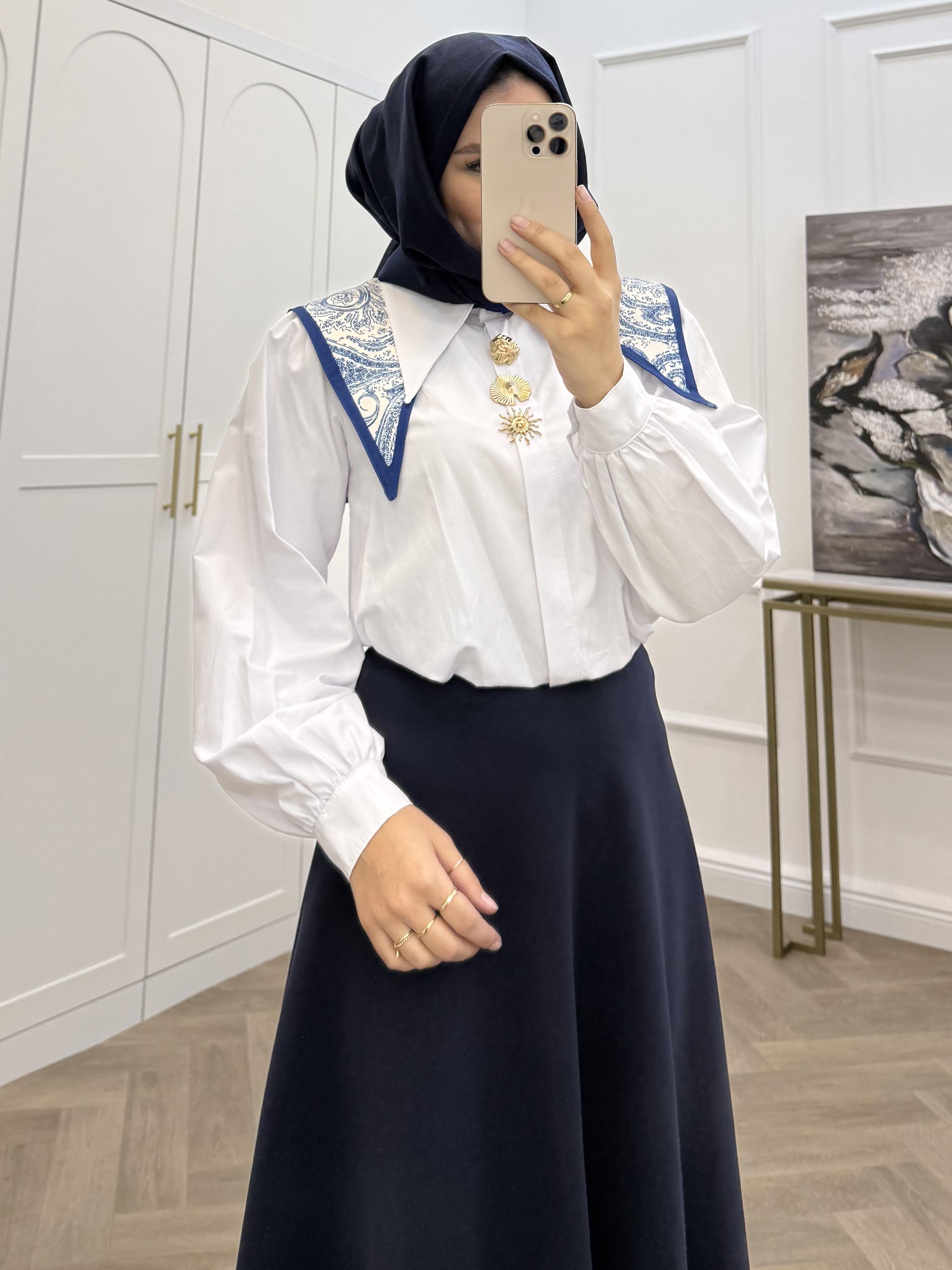 GOLD AKSESUAR DETAYLI POPLİN GÖMLEK BEYAZ