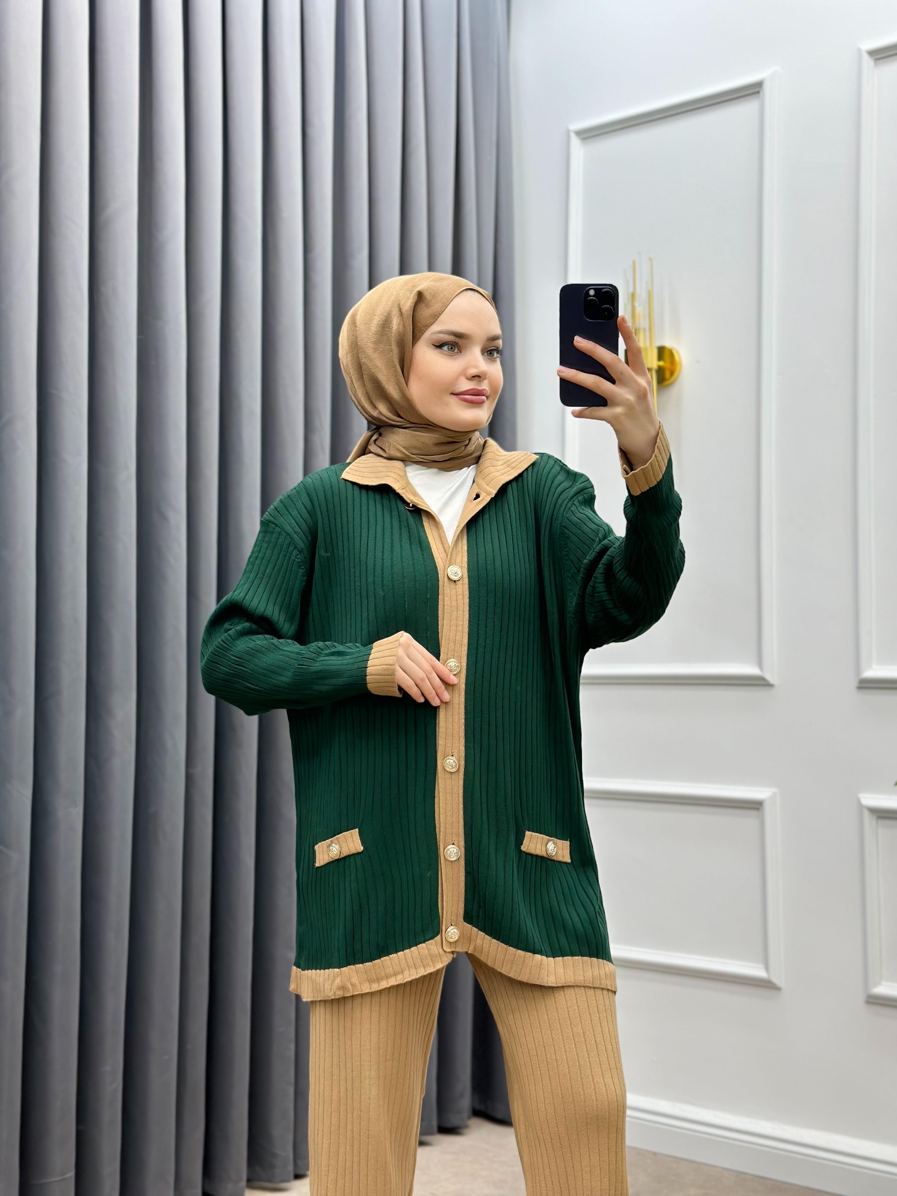 GOLD DÜĞMELİ TRİKO PANTOLONLU TAKIM ZÜMRÜT