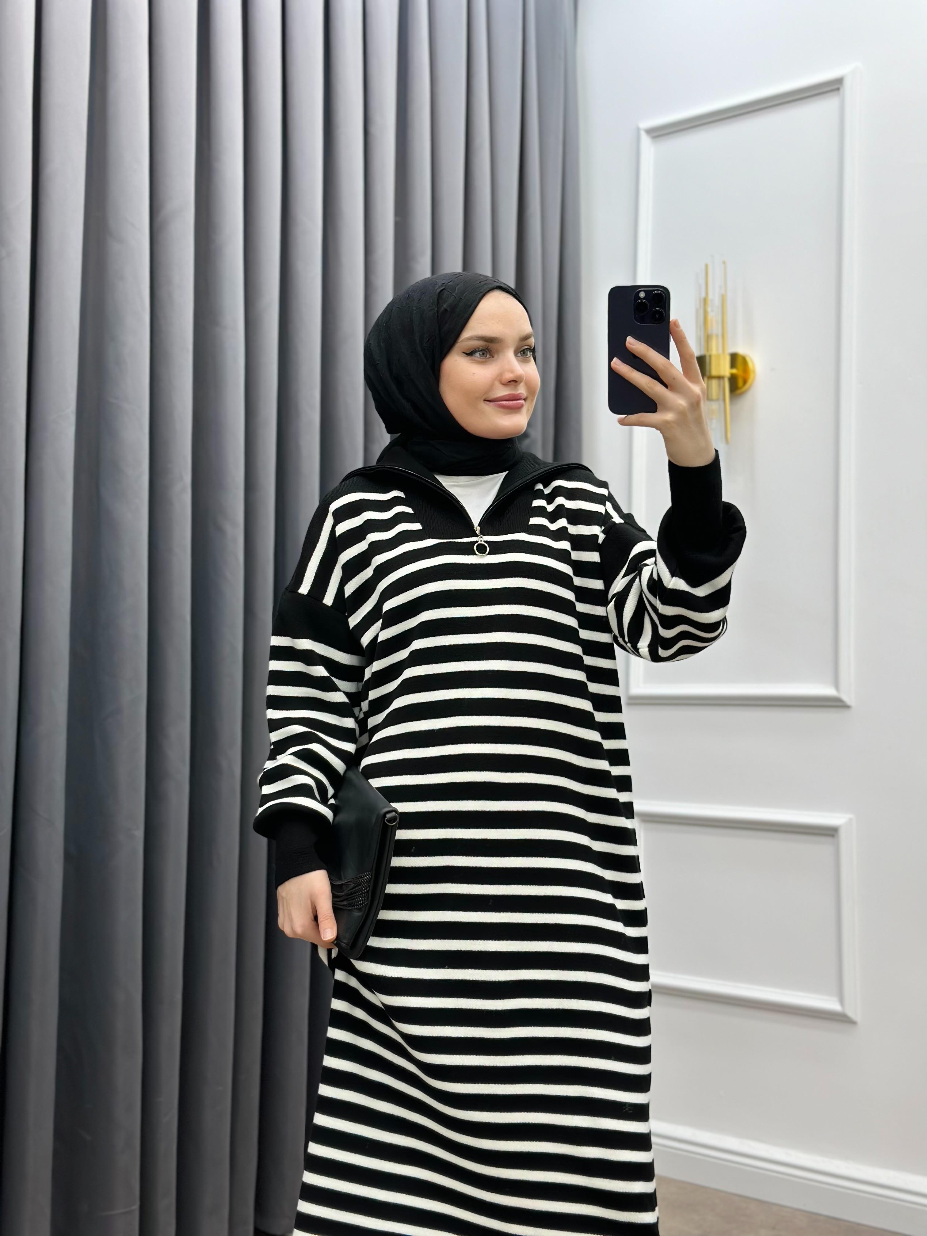 İNCE ÇİZGİLİ YARIM FERMUARLI TRİKO ELBİSE SİYAH