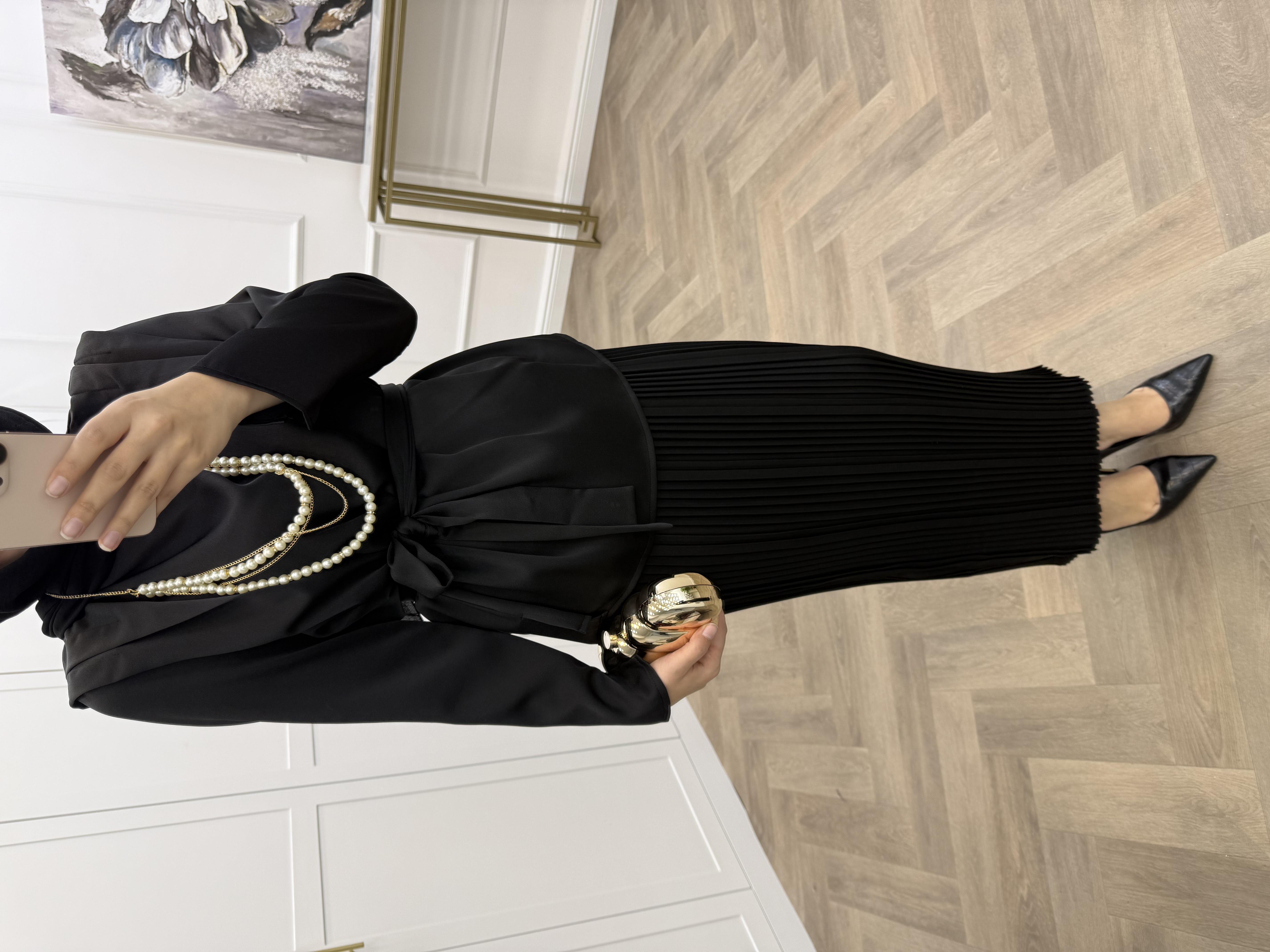 İNCİ KOLYELİ PİLİSELİ TAKIM SİYAH