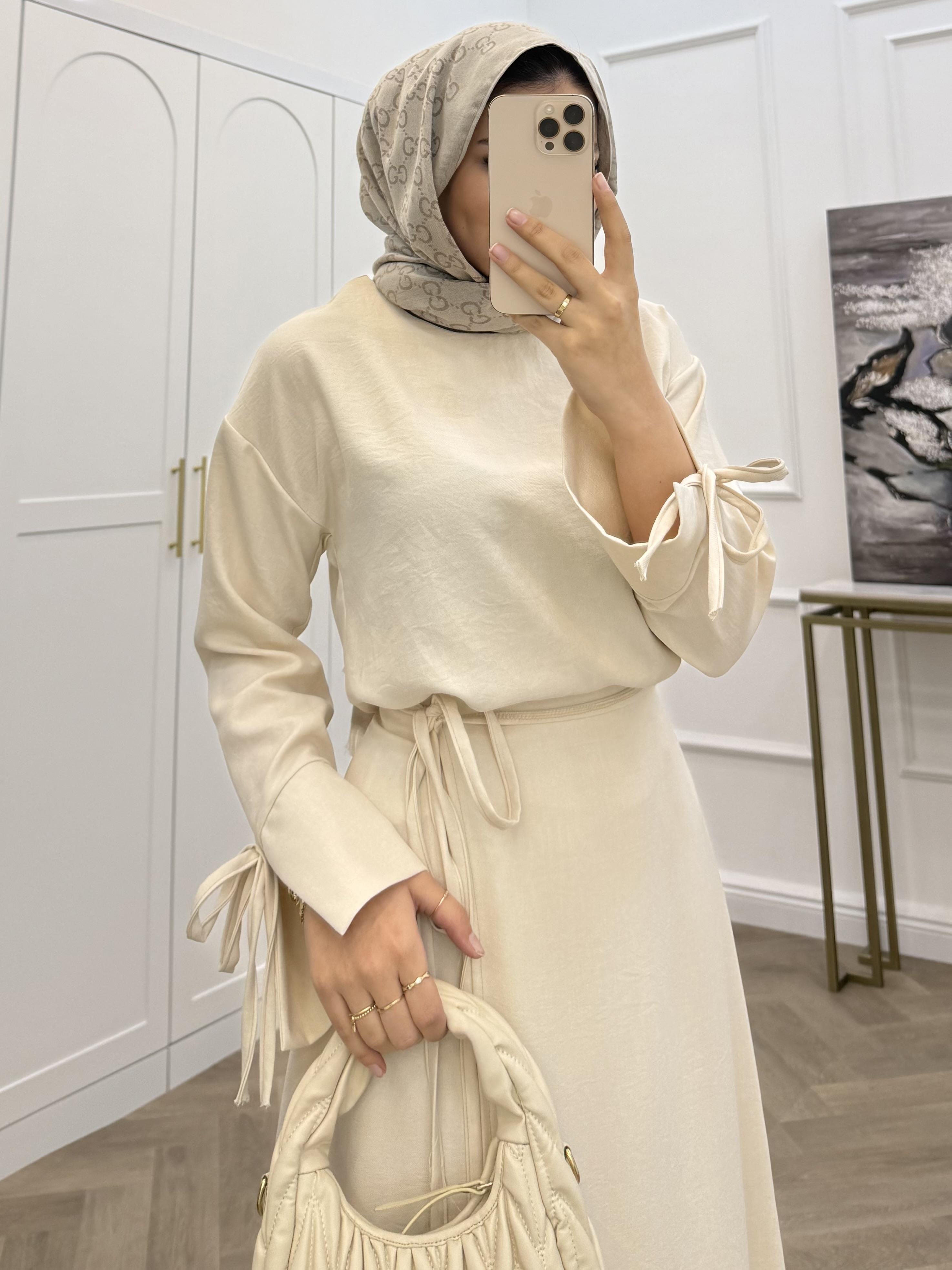 İP BAĞLAMALI BASİC ETEKLİ TAKIM TAŞ