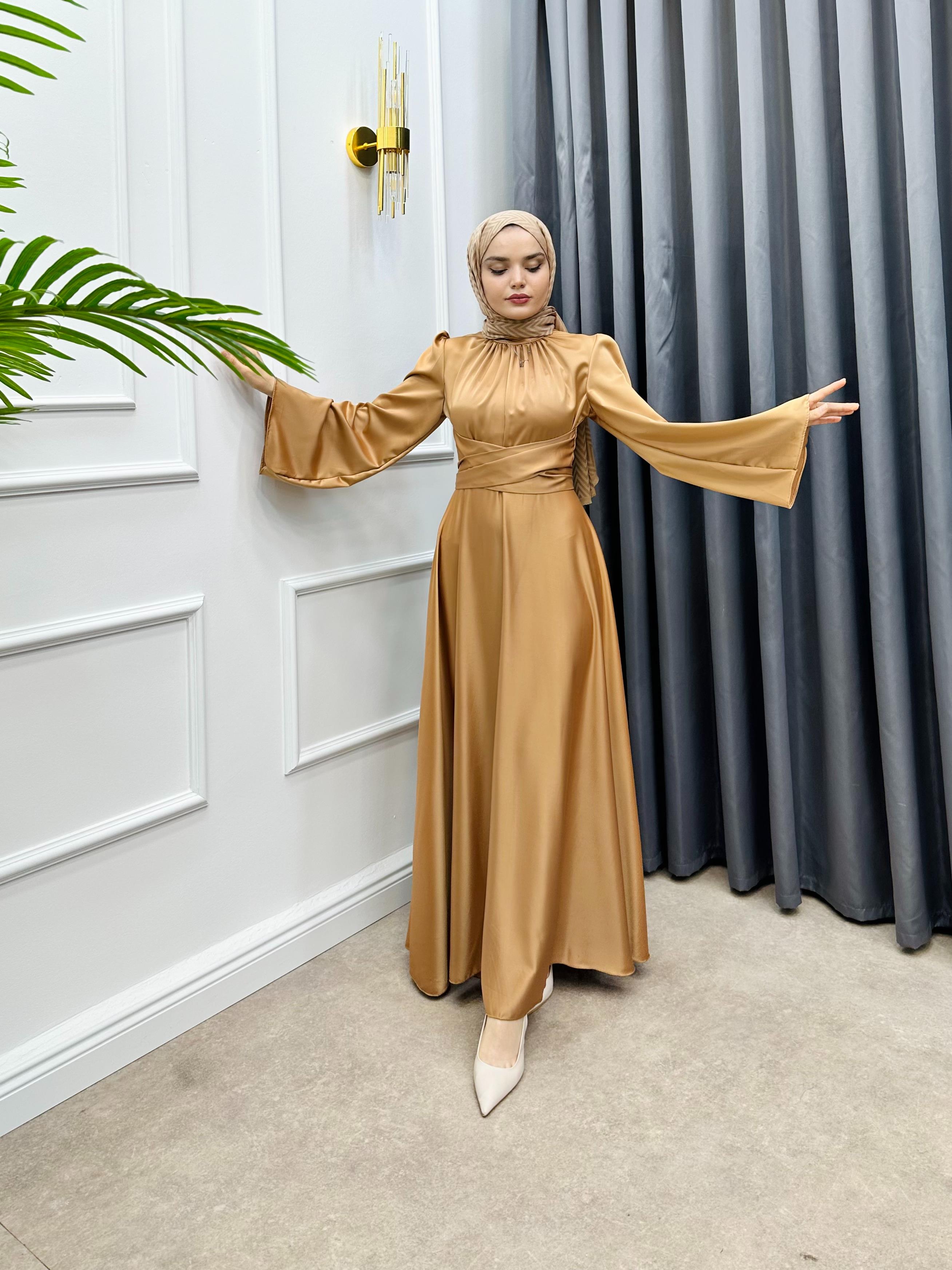 İSPANYOL KOL SATEN ELBİSE SÜTLÜ KAHVE