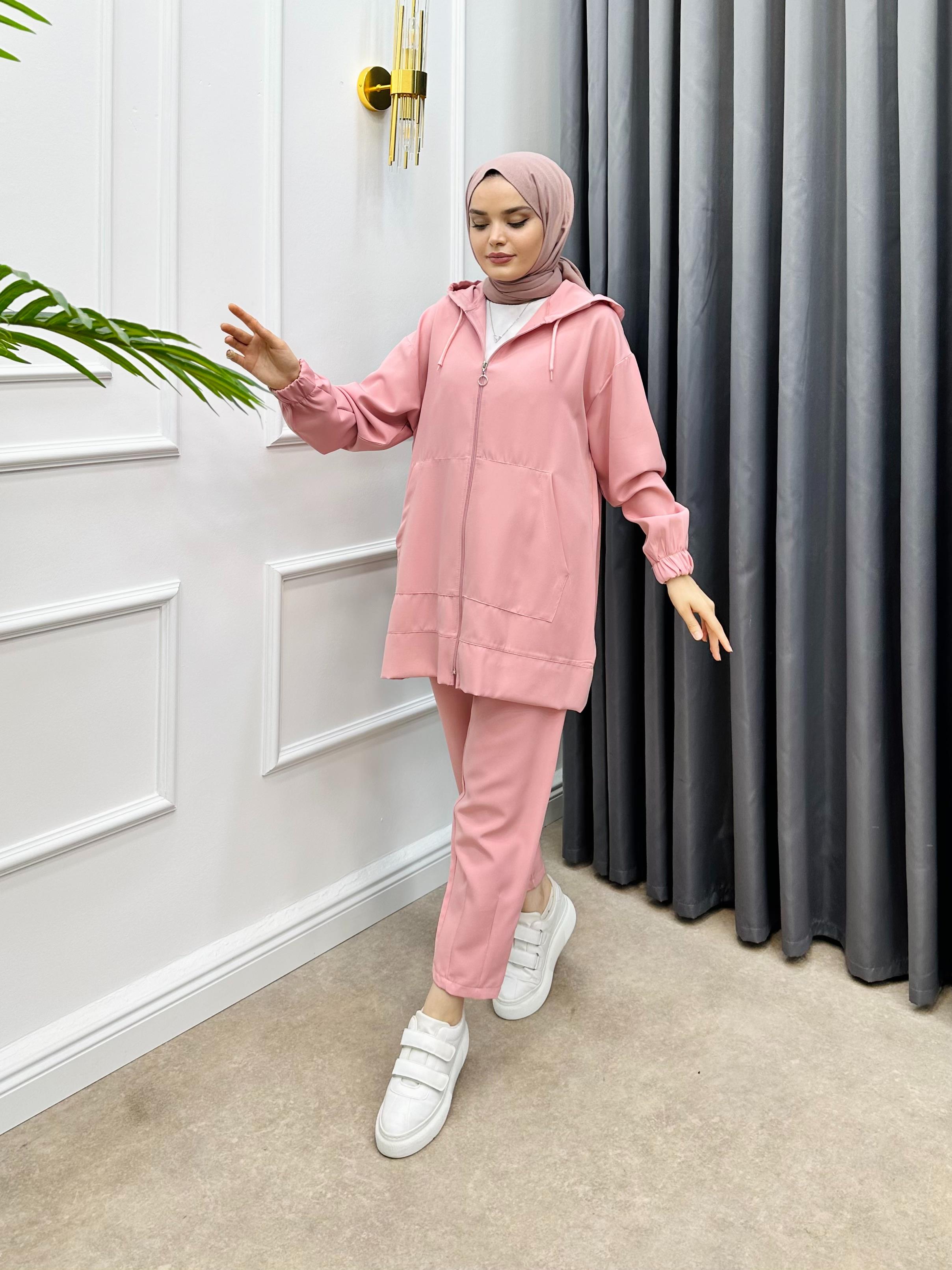 KAPÜŞONLU EŞOFMAN TAKIMI PEMBE