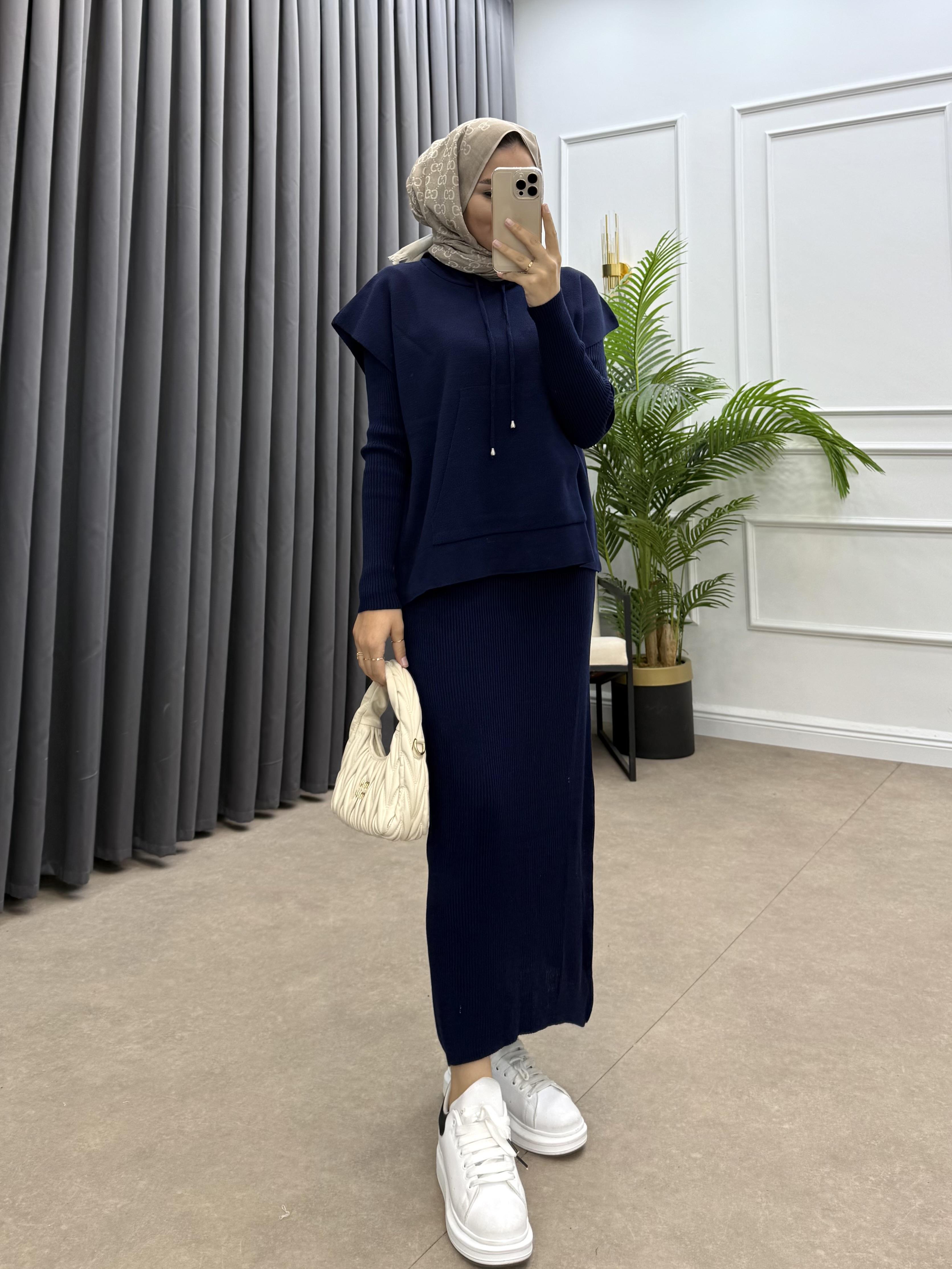 KAPÜŞONLU SÜVETERLİ TRİKO ELBİSE LACİVERT