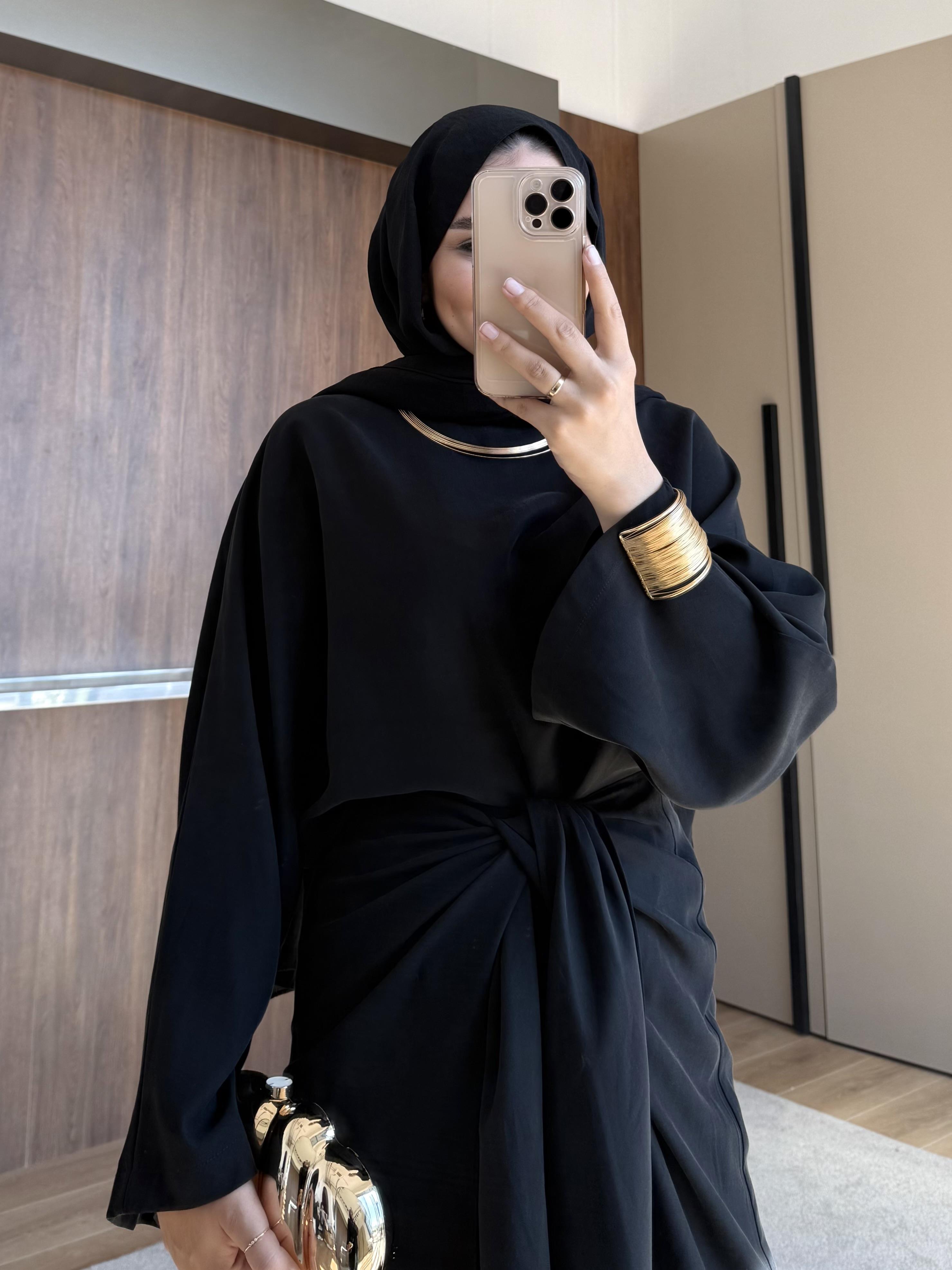 KURDELE DETAY ETEKLİ TAKIM SİYAH