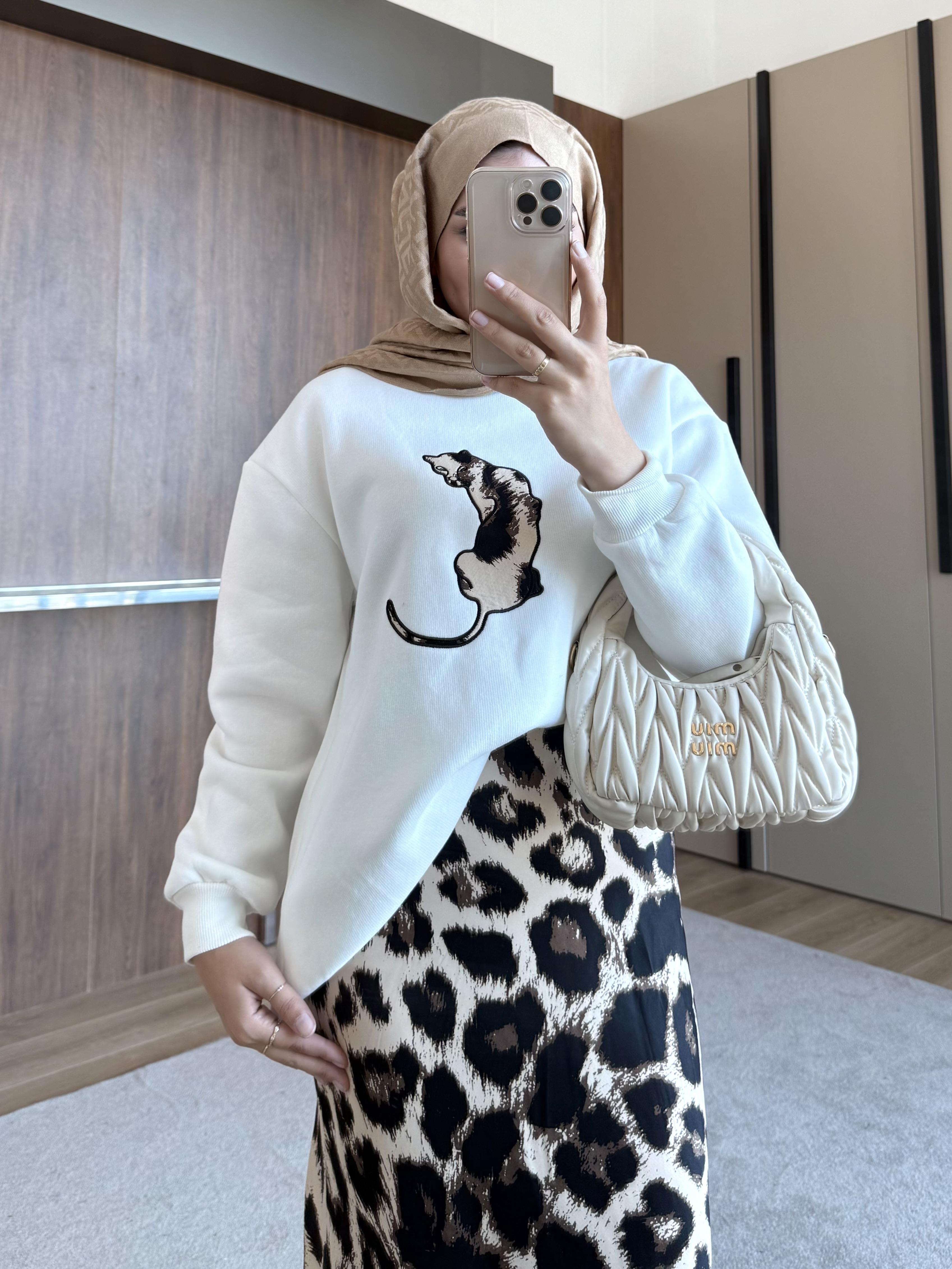 LEOPAR DESENLİ ETEKLİ TAKIM BEYAZ