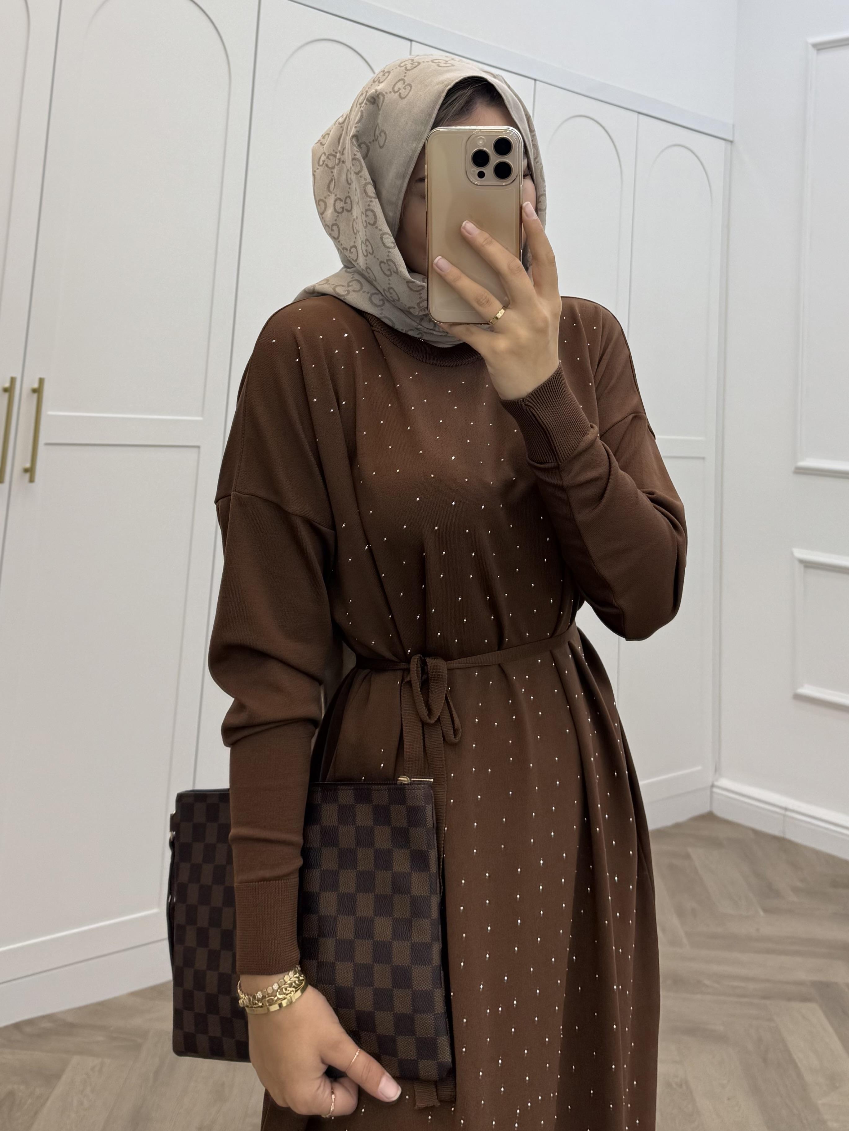 MERSERİZE TAŞLI ELBİSE KAHVE