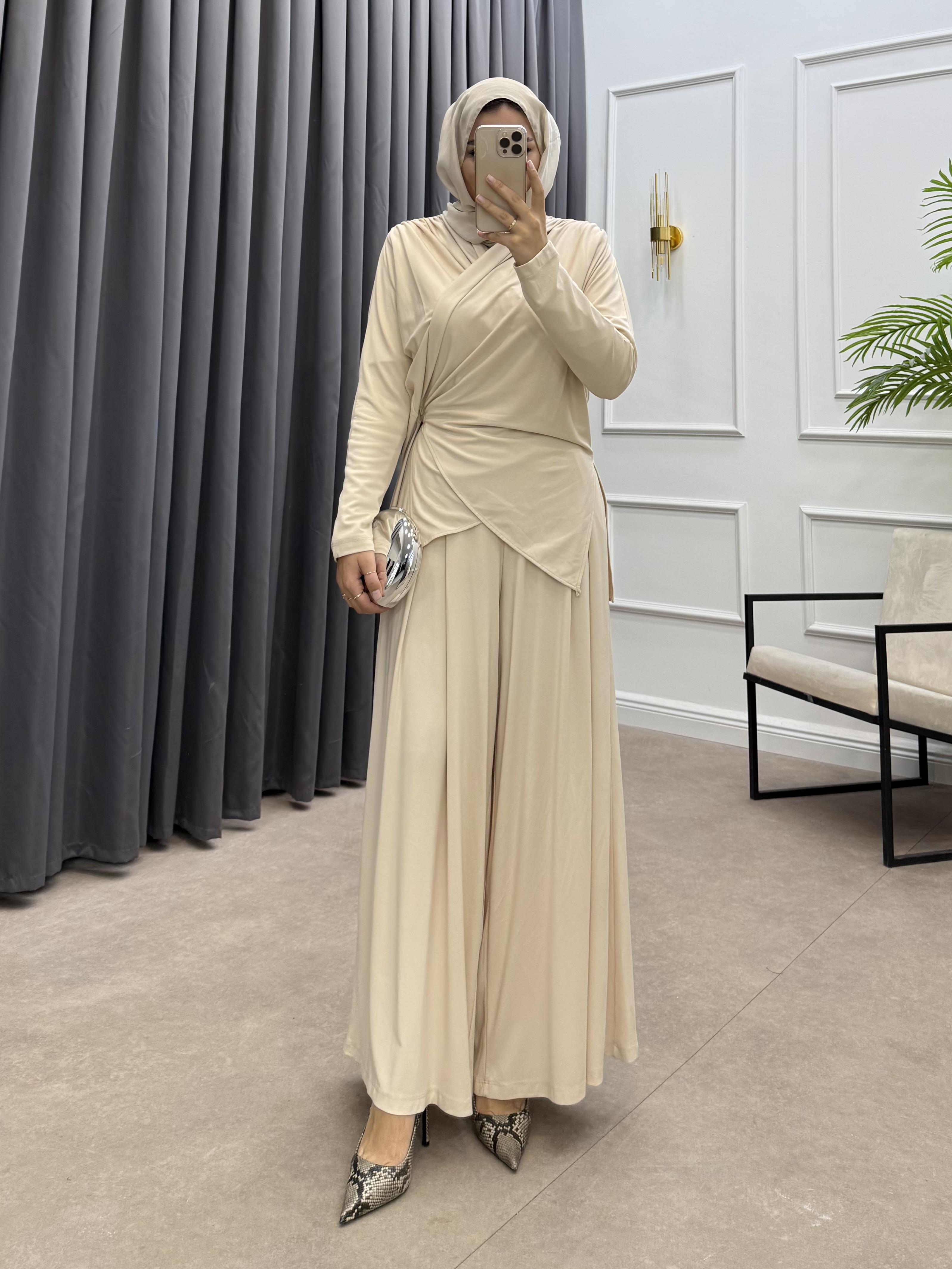 ÖNDEN BAĞLAMALI OYSHO PANTOLONLU TAKIM TAŞ