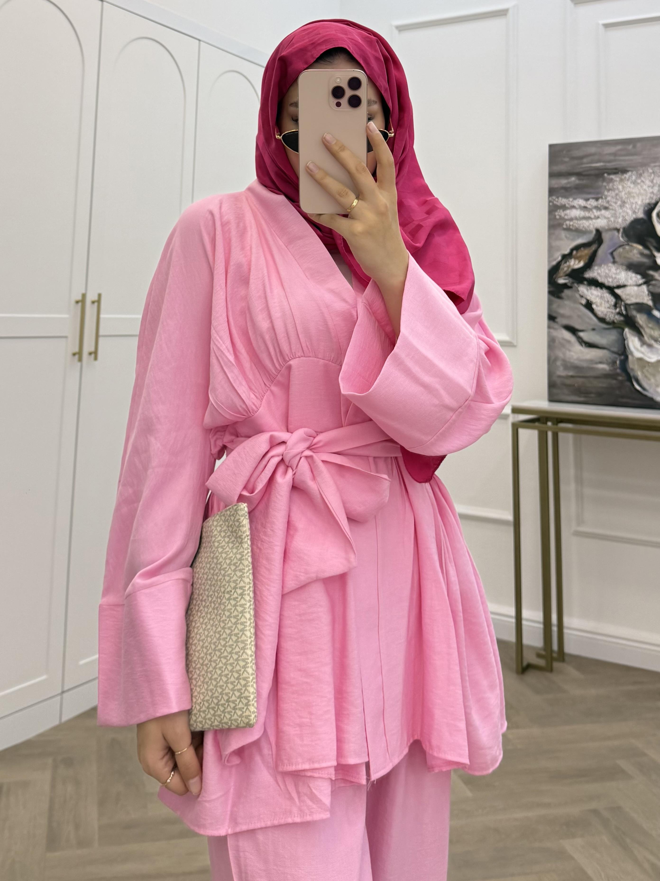 ÖNDEN BAĞLAMALI PANTOLONLU TAKIM PEMBE