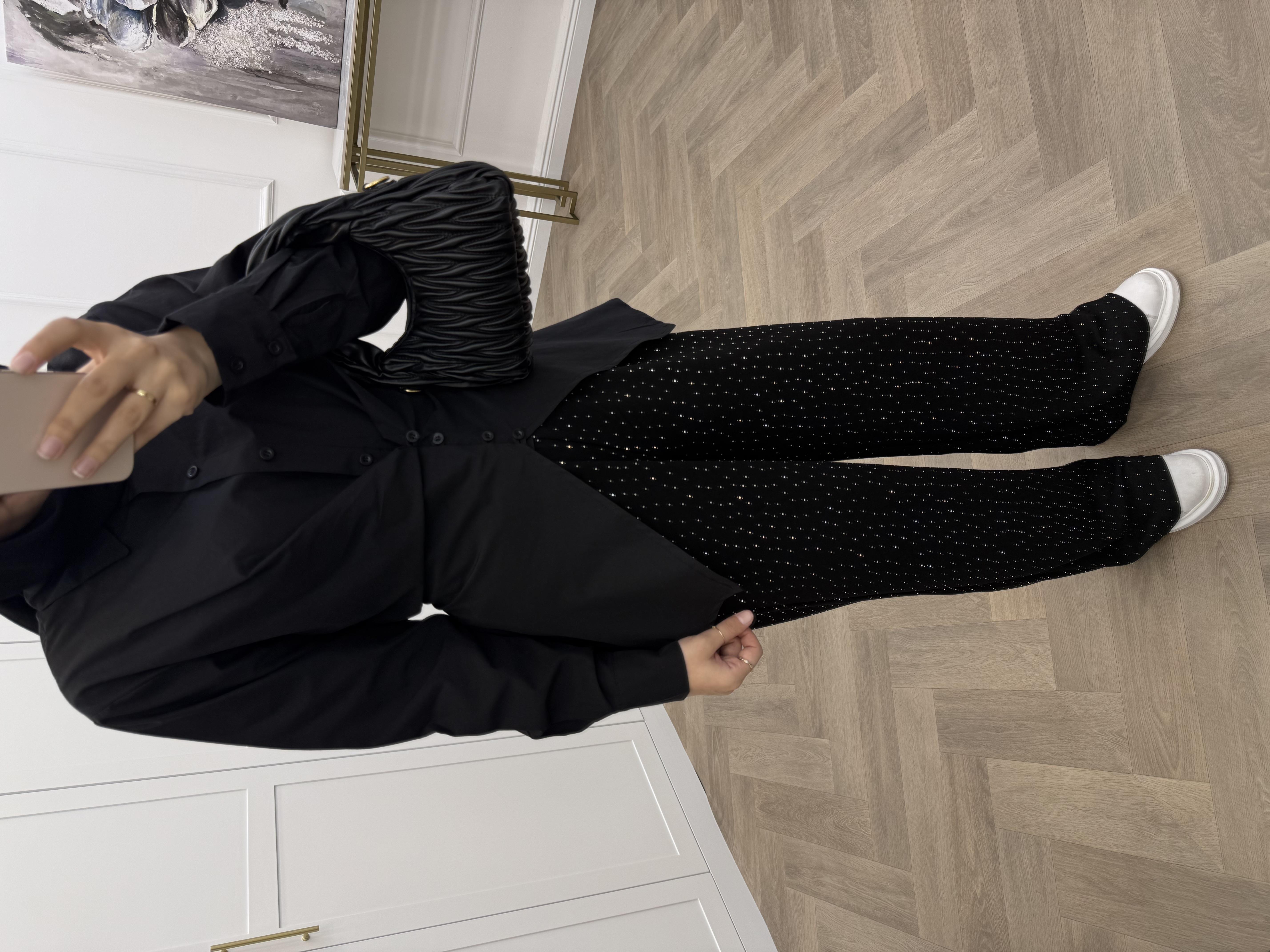 ÖNDEN DÜĞMELİ POPLİN GÖMLEK SİYAH