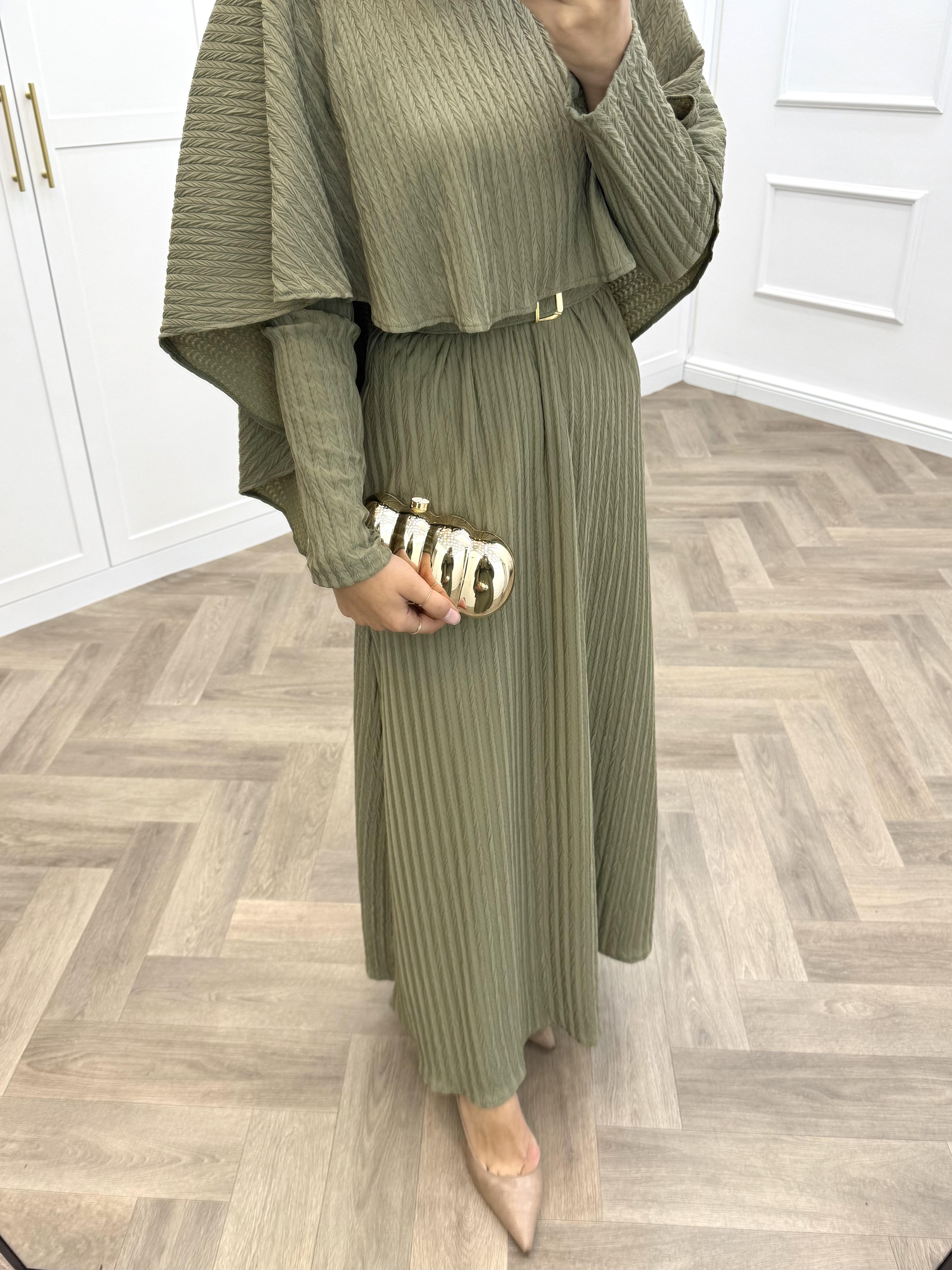 PELERİNLİ DİVA ELBİSE ÇAĞLA