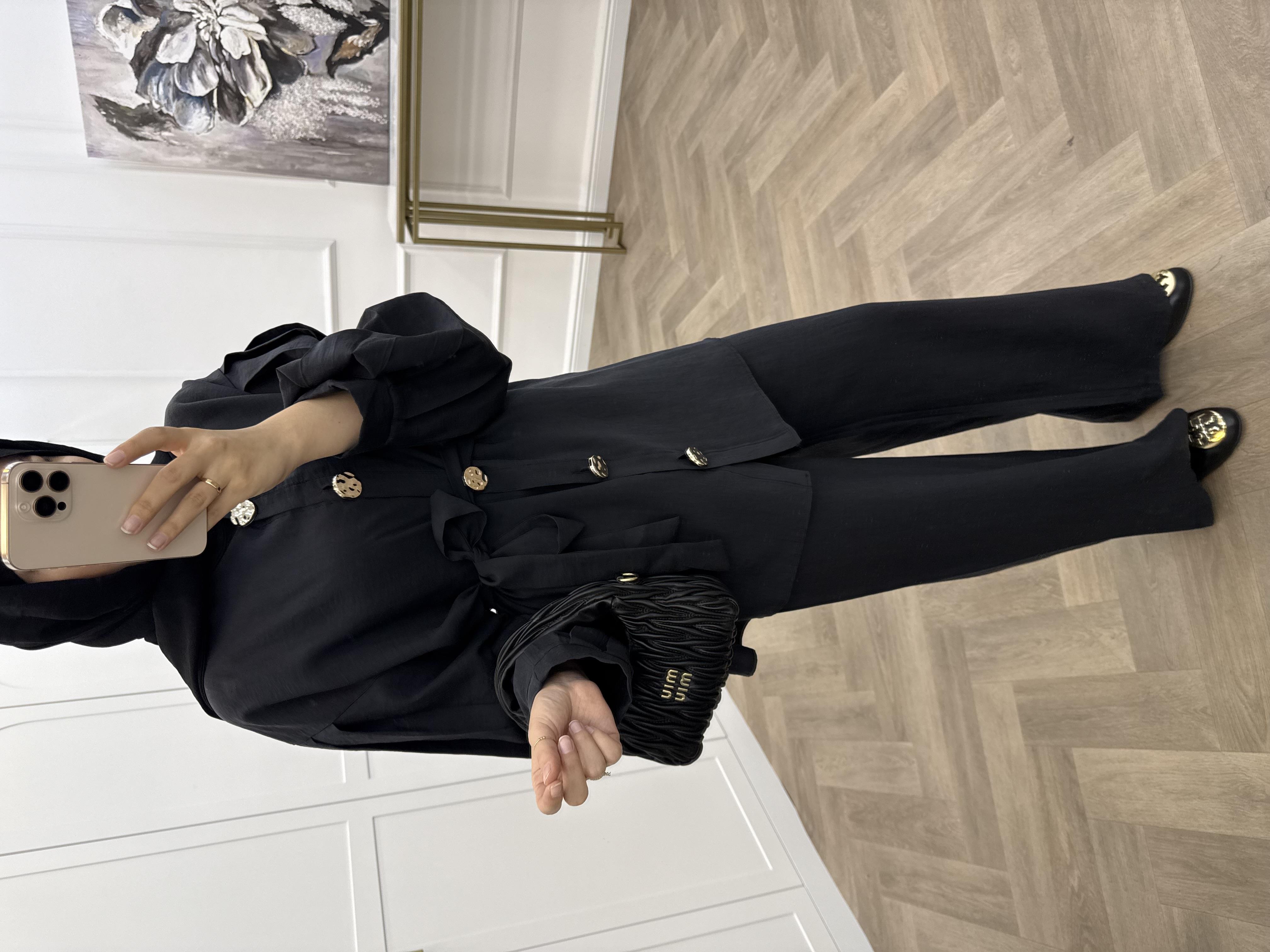 PERA GOLD DÜĞMELİ TAKIM SİYAH