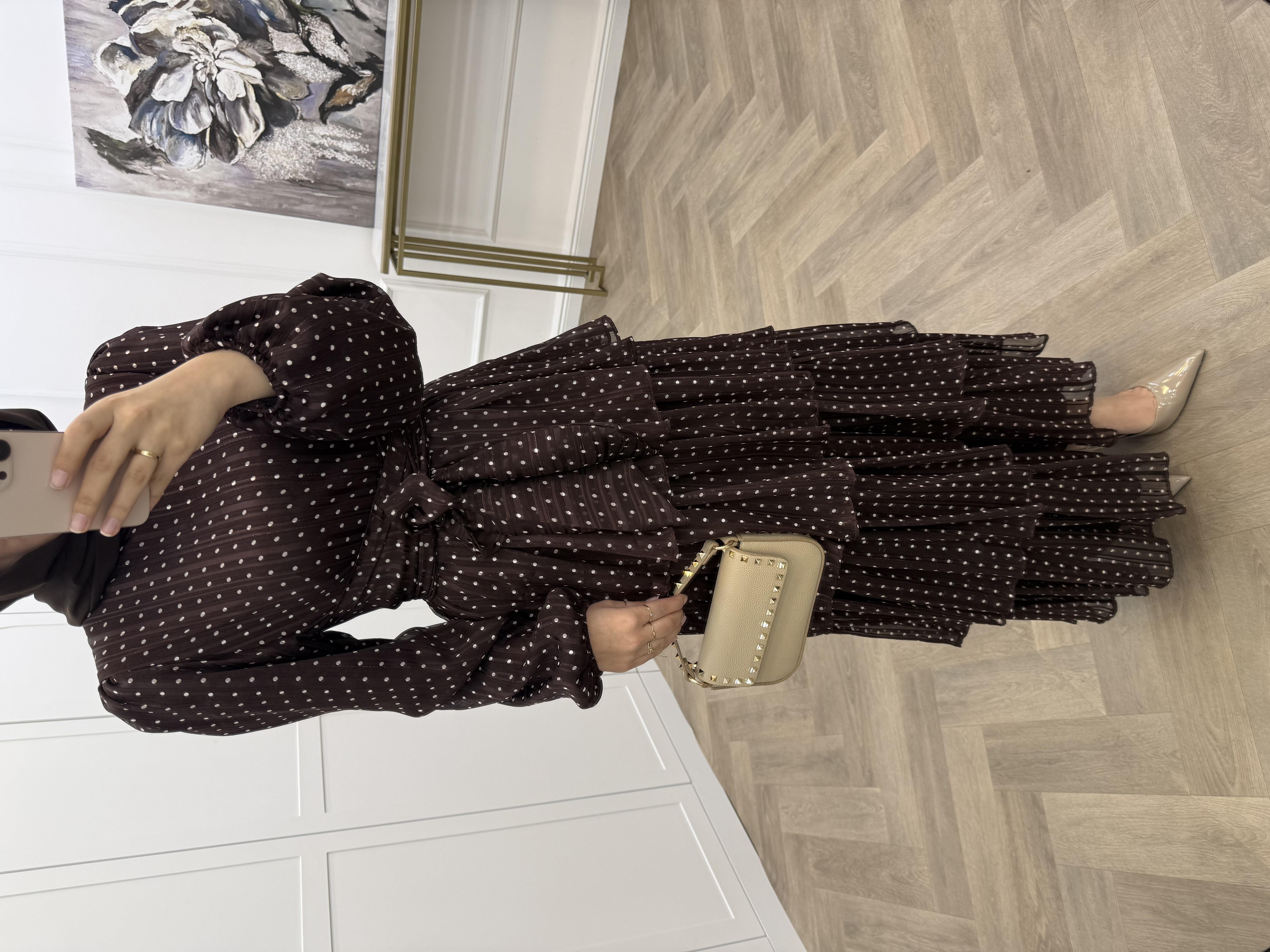 PUANTİYELİ KAT KAT ORGANZE ELBİSE ACI KAHVE