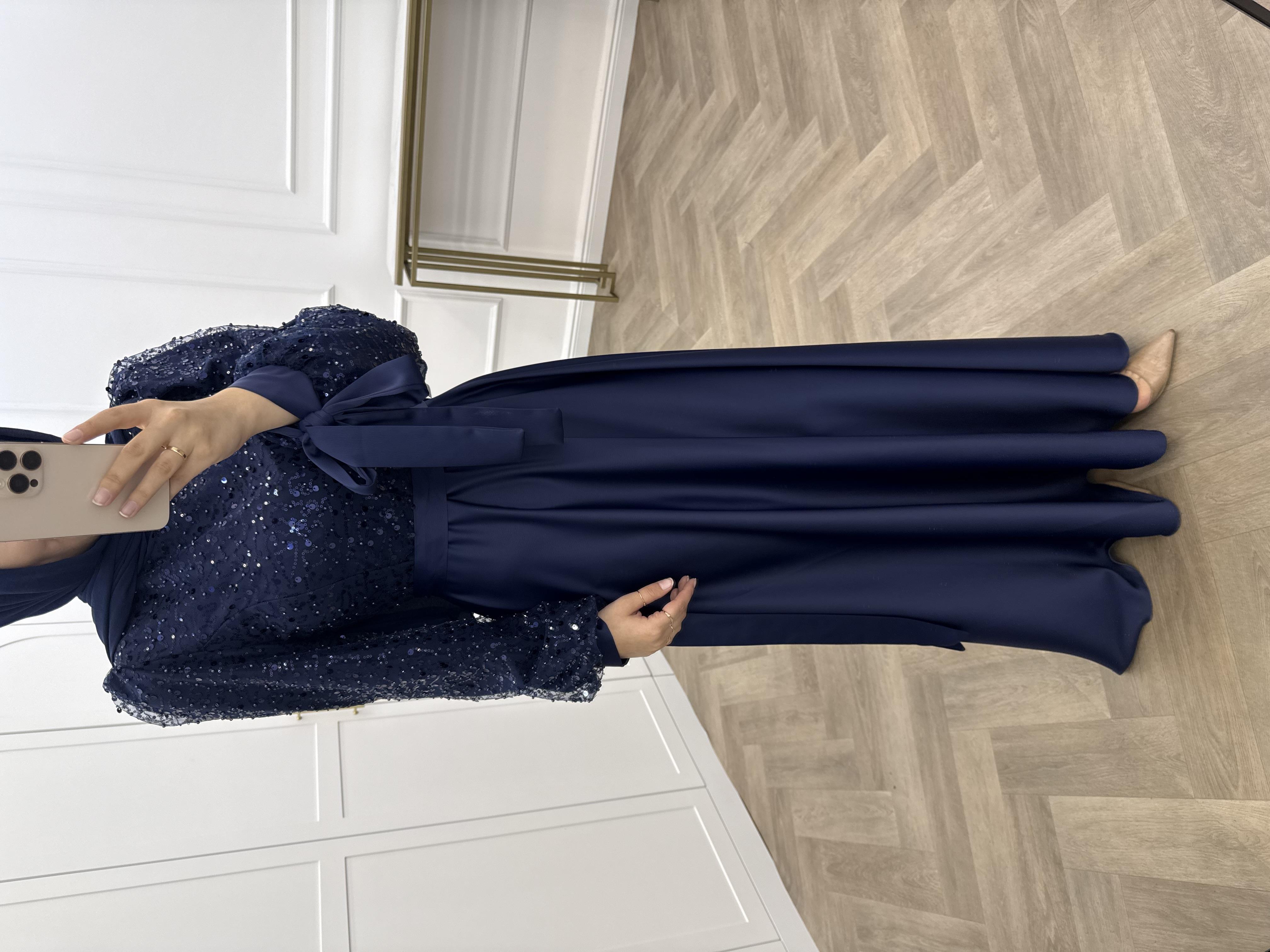 PULLU SATEN ABİYE ELBİSE LACİVERT