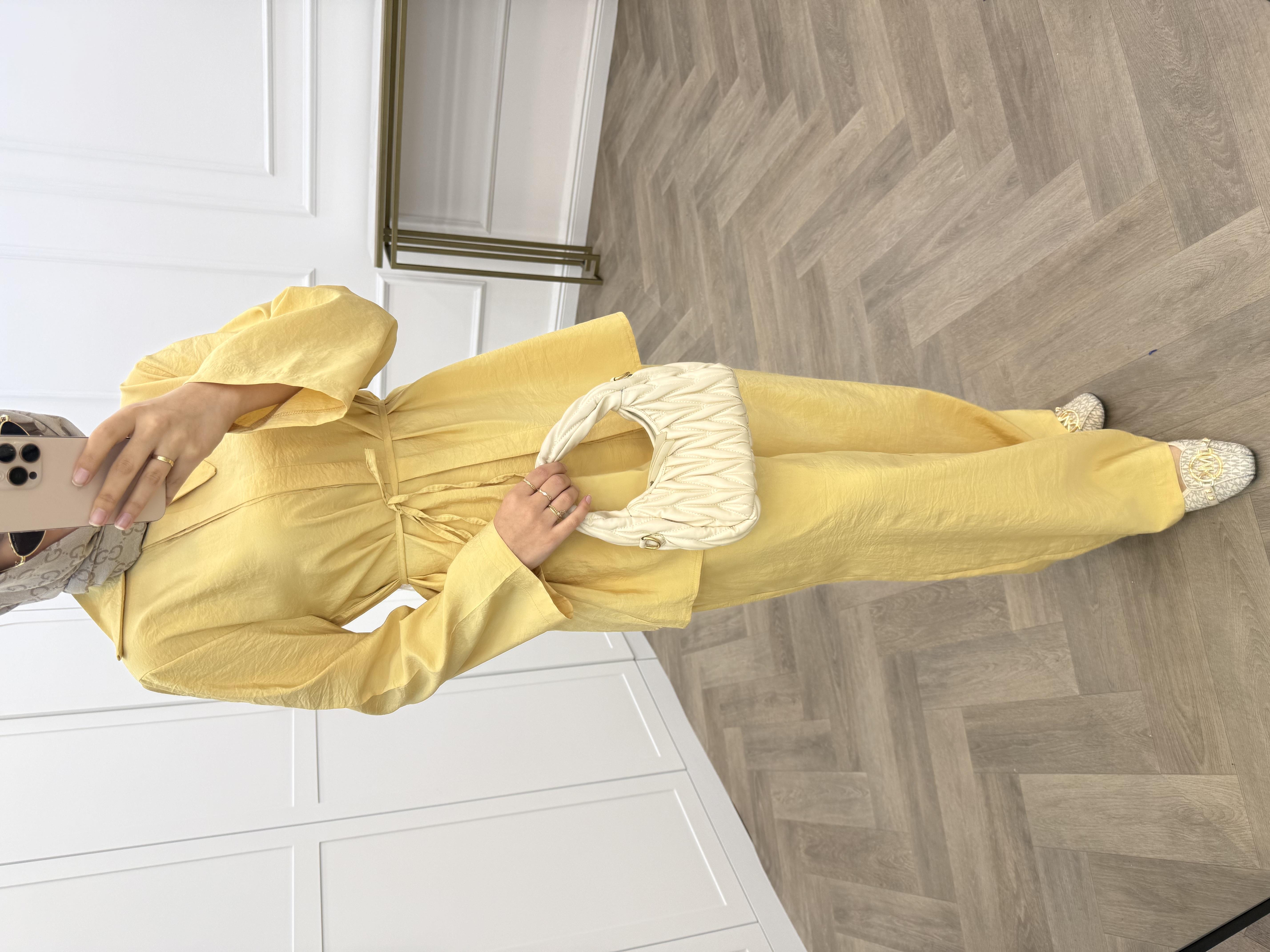 SAHRA PANTOLONLU TAKIM SARI