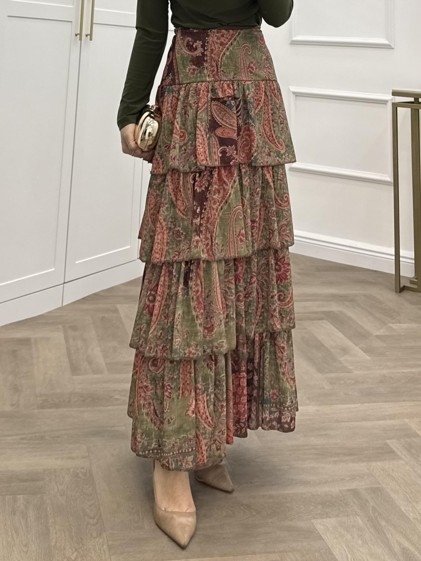 ŞAL DESEN KATLI ŞİFON ETEK HAKİ