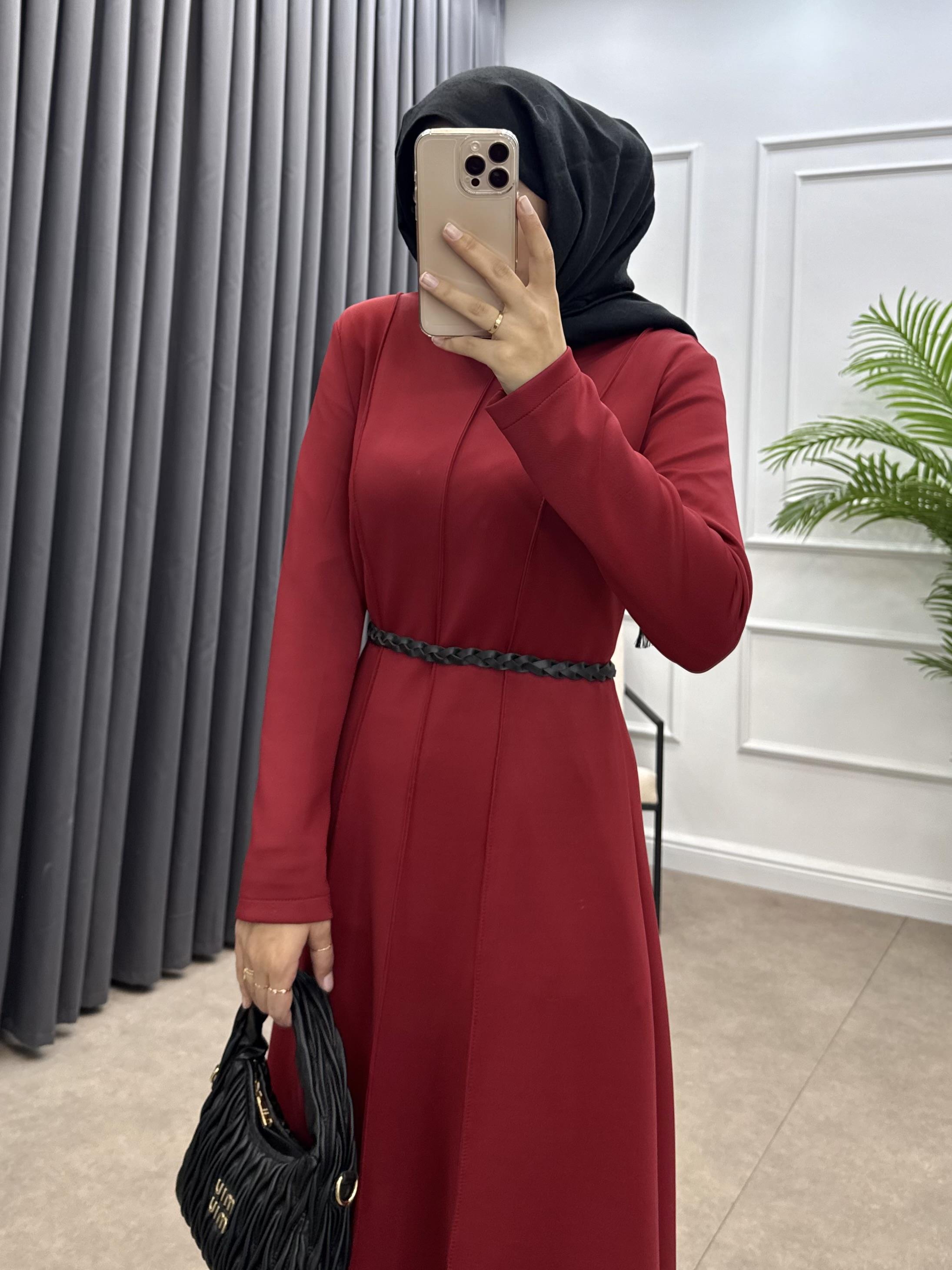 SCUBA ÖRGÜ KEMERLİ ELBİSE BORDO