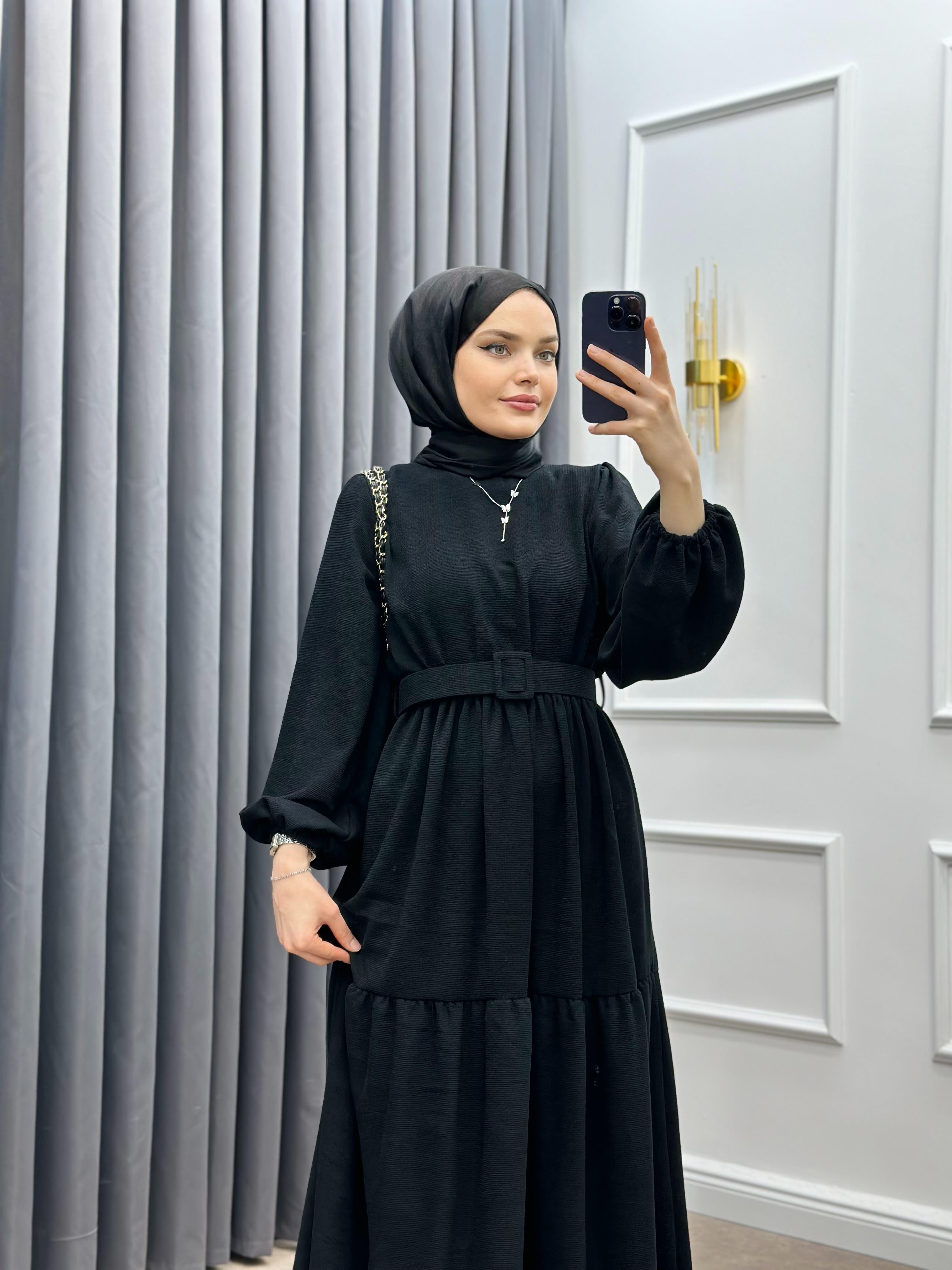 SEYYAR KEMERLİ FİTİLLİ KAFİDE ELBİSE SİYAH