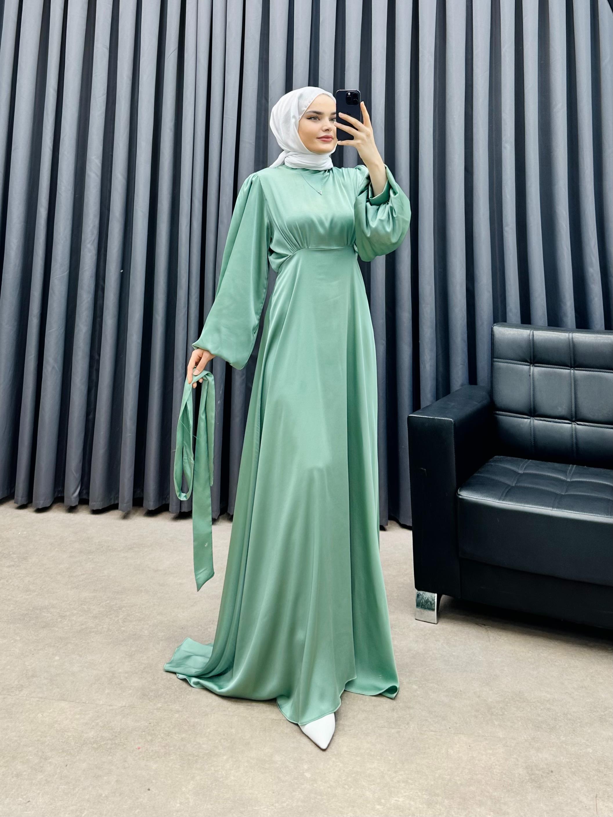 SEYYAR KEMERLİ SATEN ELBİSE MİNT