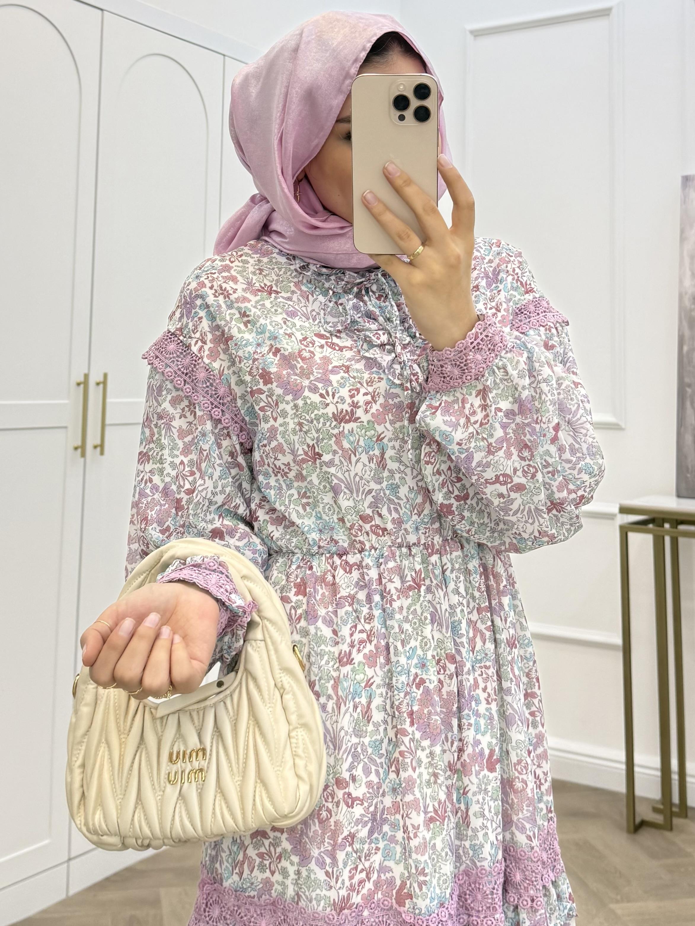 SEYYAR KEMERLİ ŞİFON ELBİSE LİLA