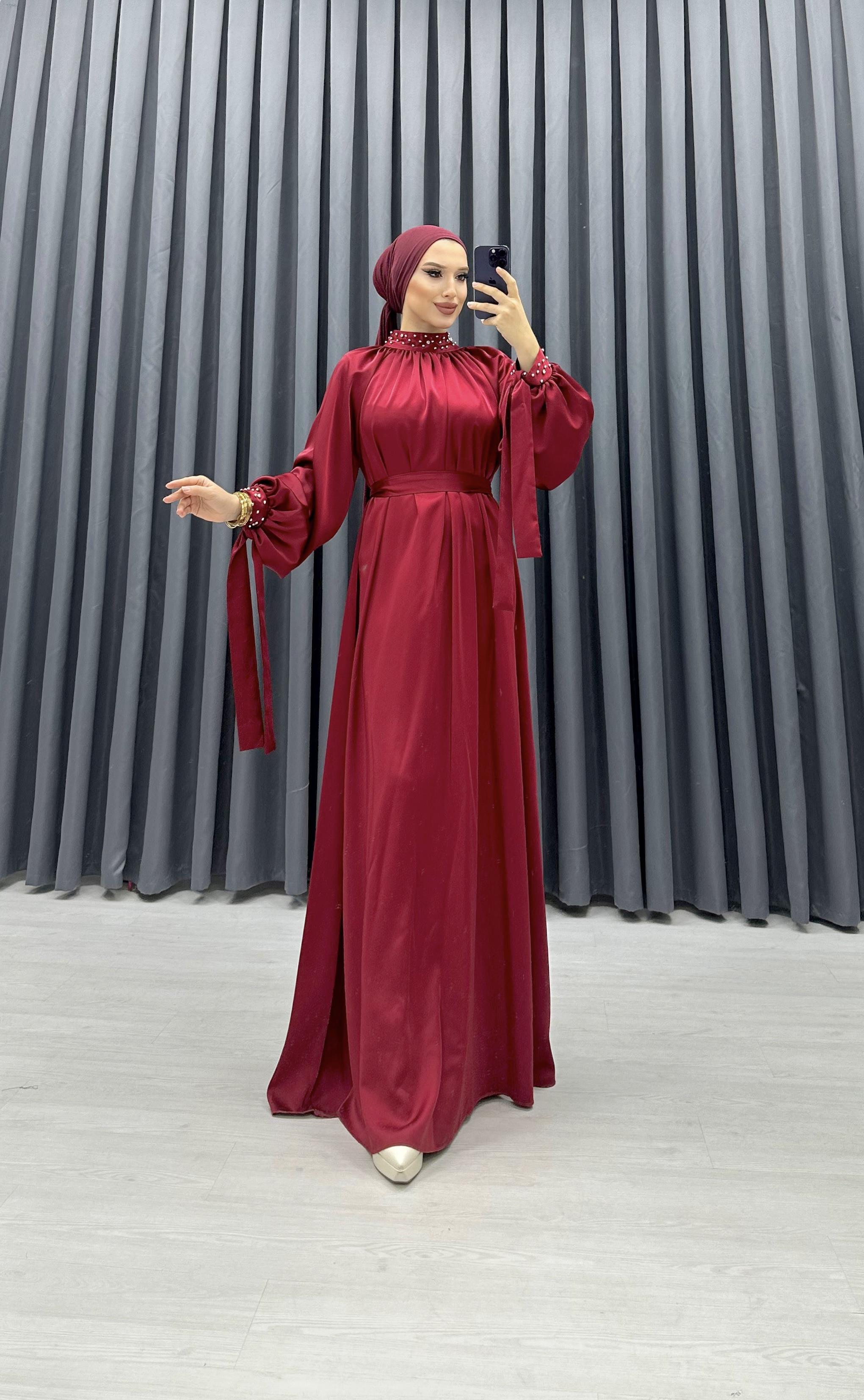 TAŞ İŞLEMELİ SATEN ELBİSE BORDO