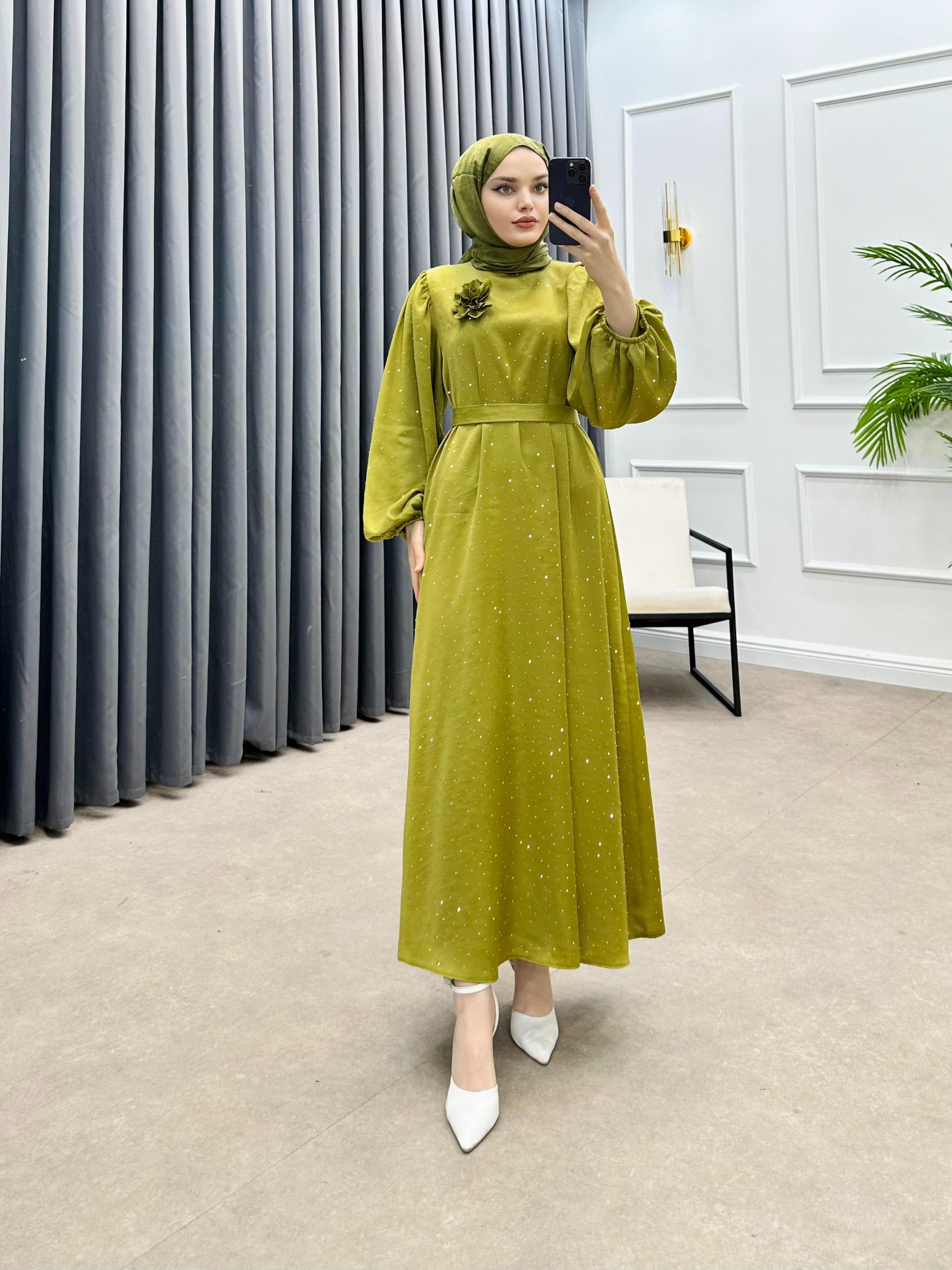 TAŞLI BALON KOL SATEN ELBİSE YAĞ YEŞİLİ