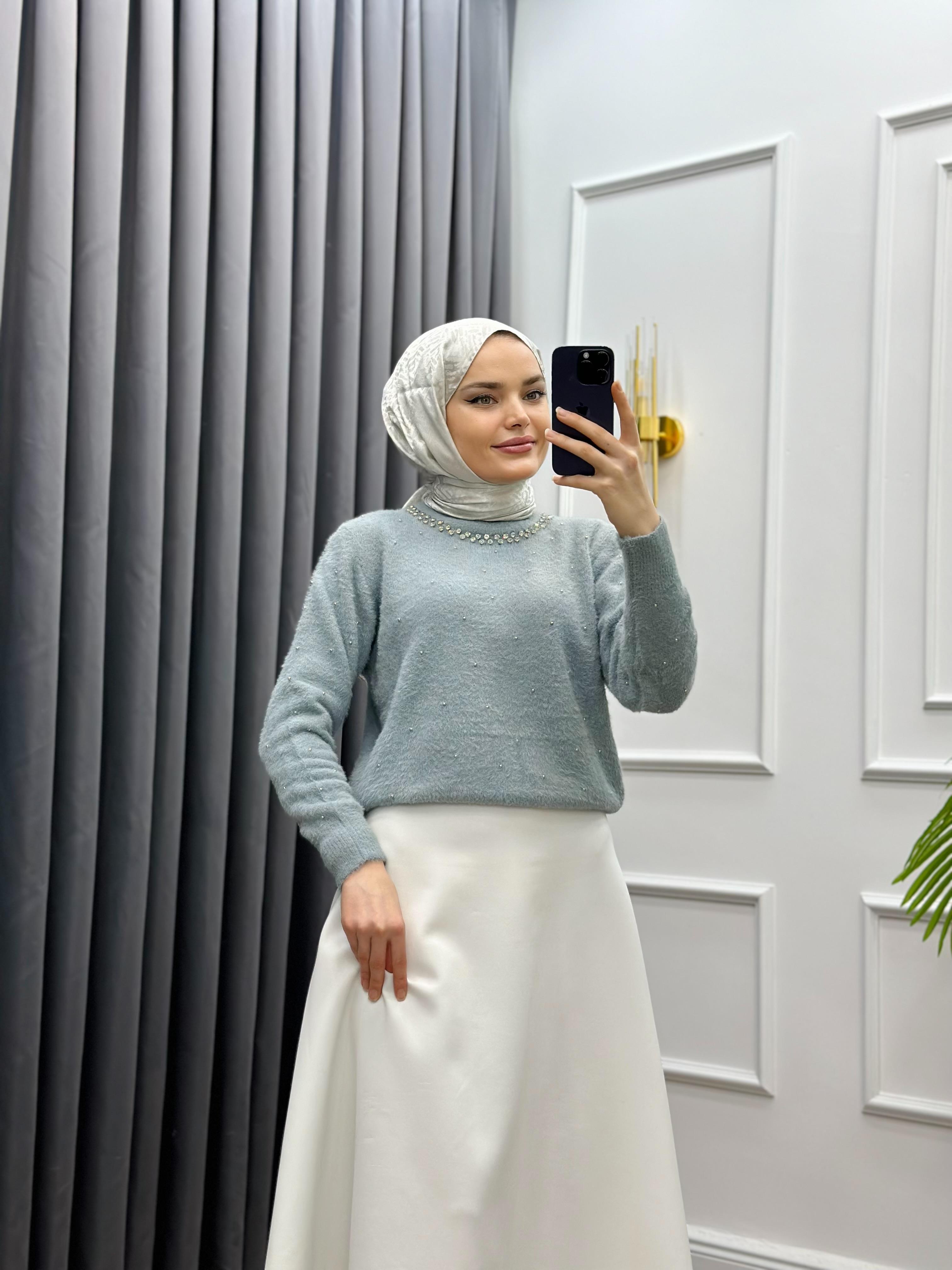 TAŞLI PELUŞ KAZAK GRİ