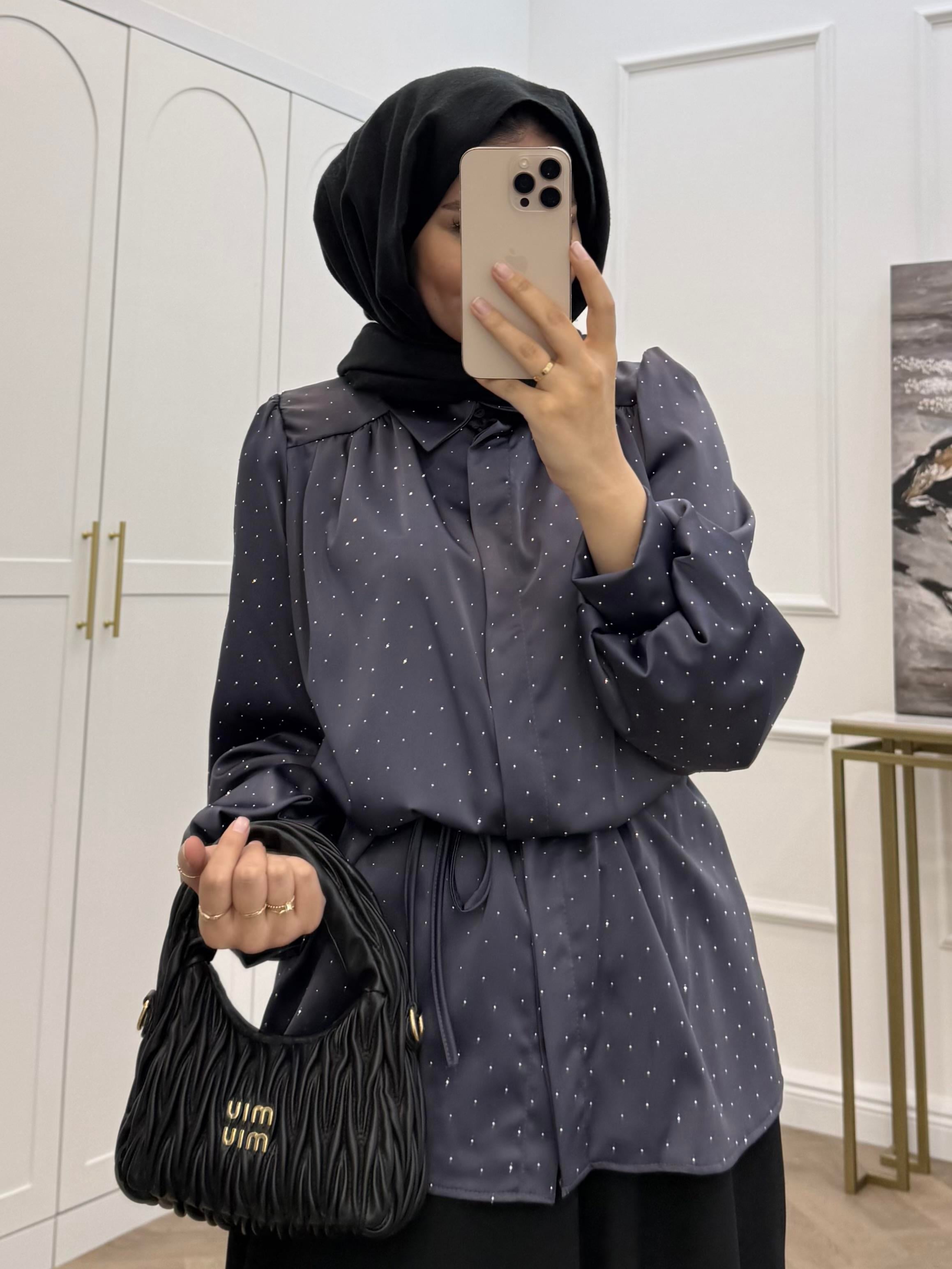 TAŞLI SATEN GÖMLEK LACİVERT