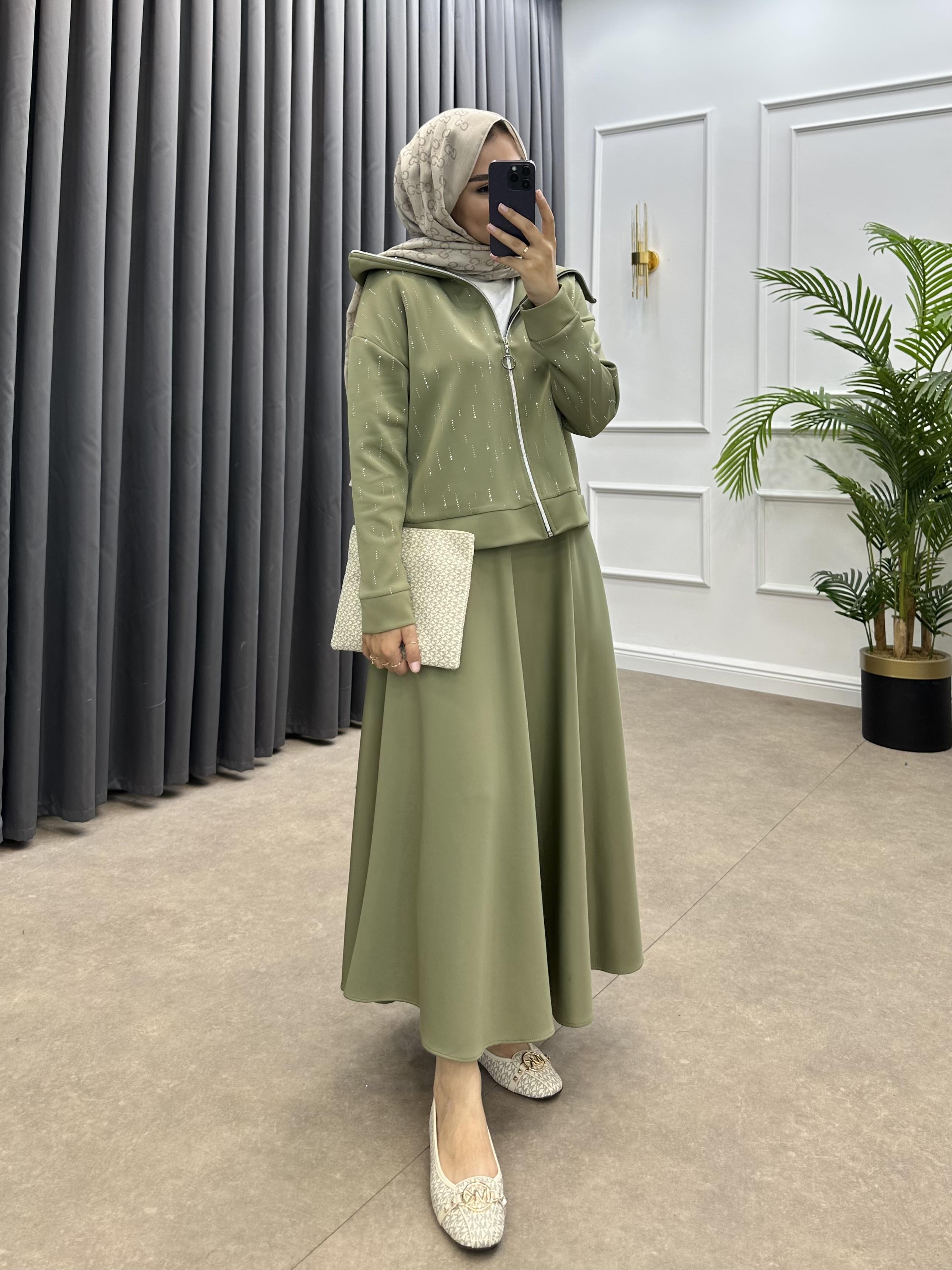 TAŞLI SCUBA ETEKLİ TAKIM MİNT