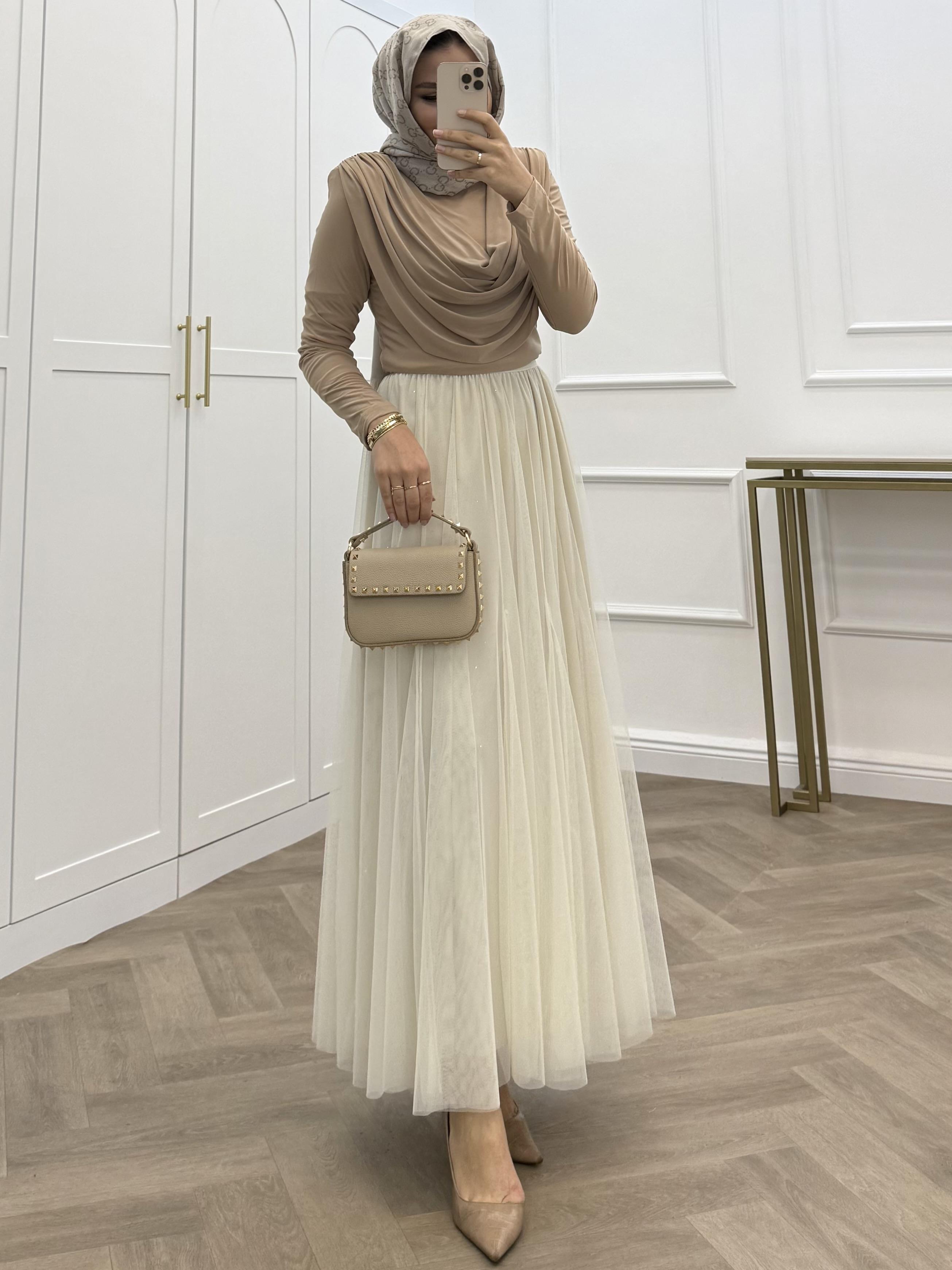 TAŞLI TÜL ETEK TAŞ