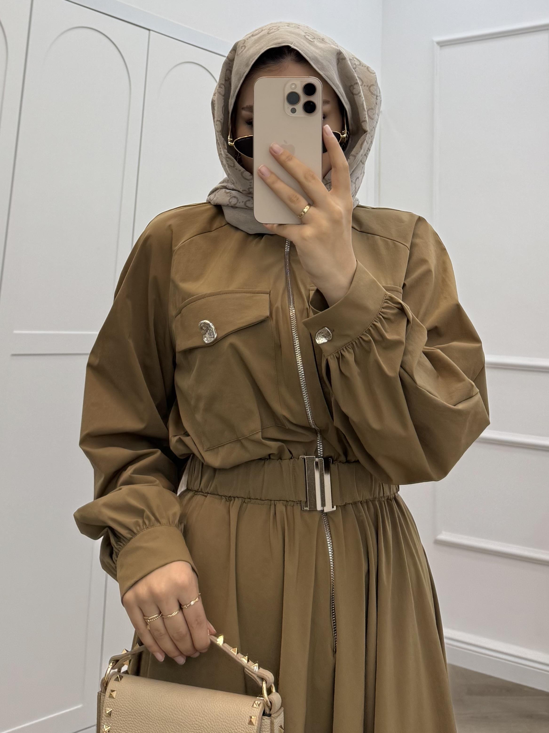 YEERIM FERMUARLI PARAŞÜT ELBİSE CAMEL