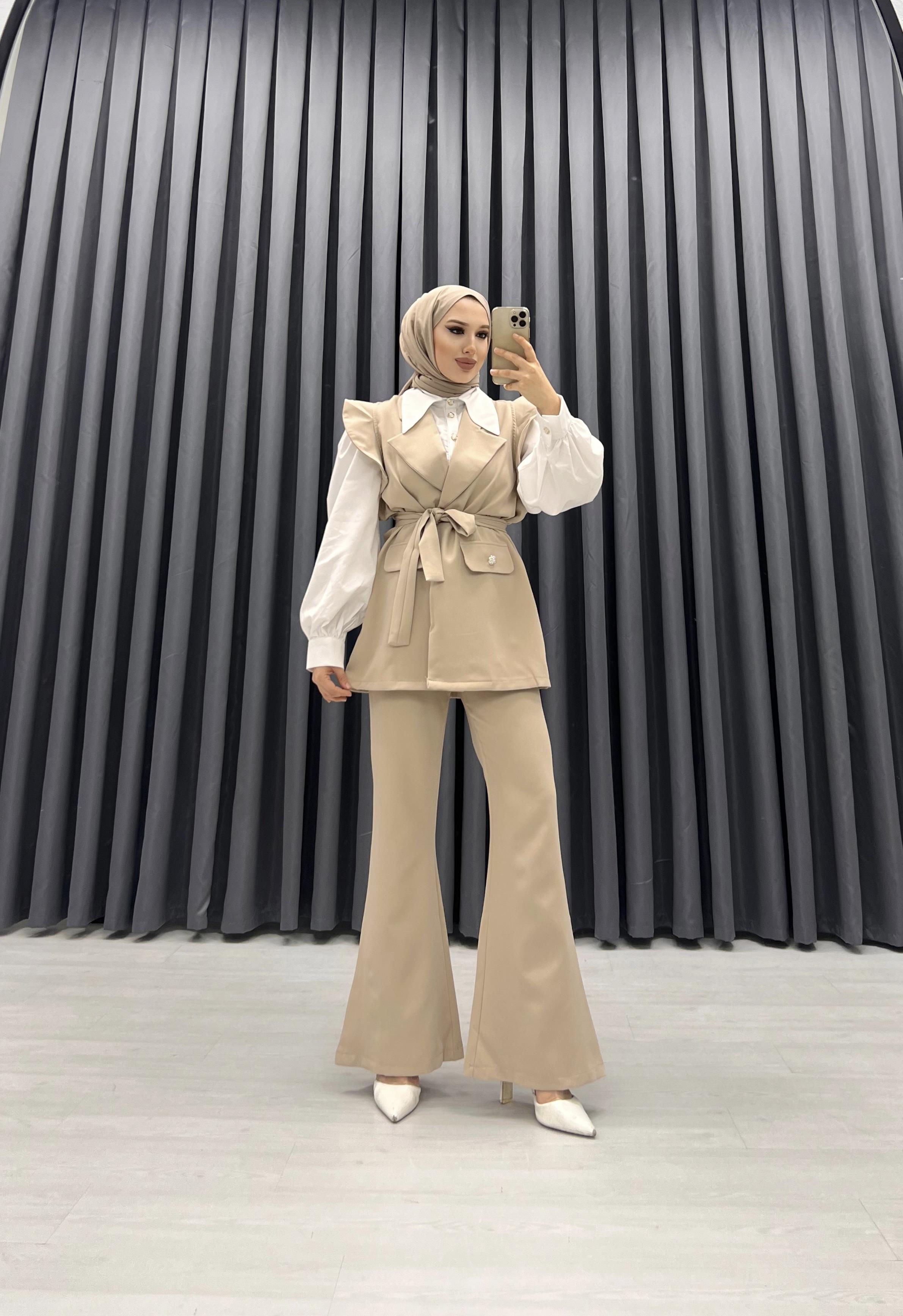 YELEKLİ PANTOLONLU TAKIM BEJ