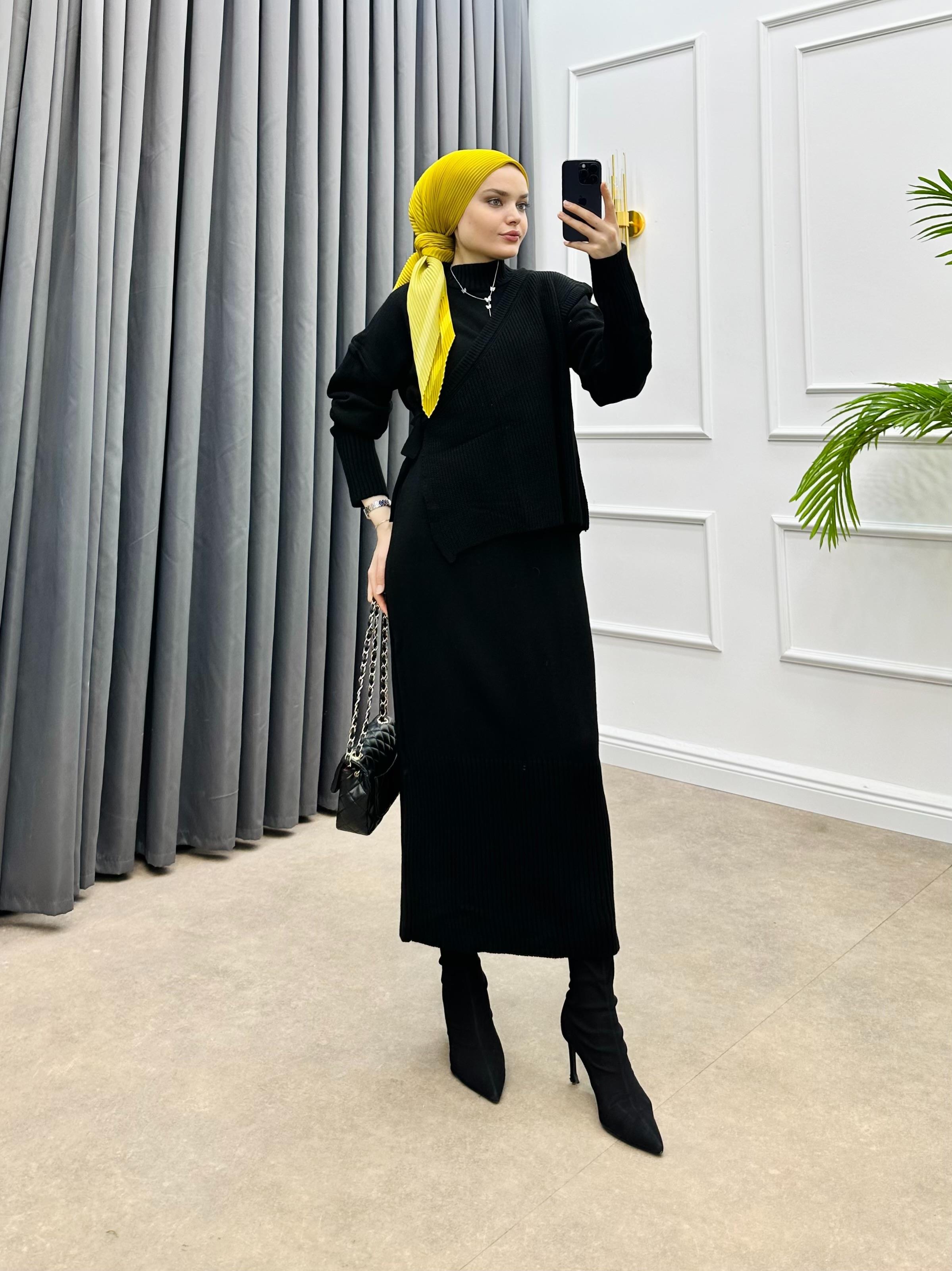 YELEKLİ TRİKO ELBİSE SİYAH