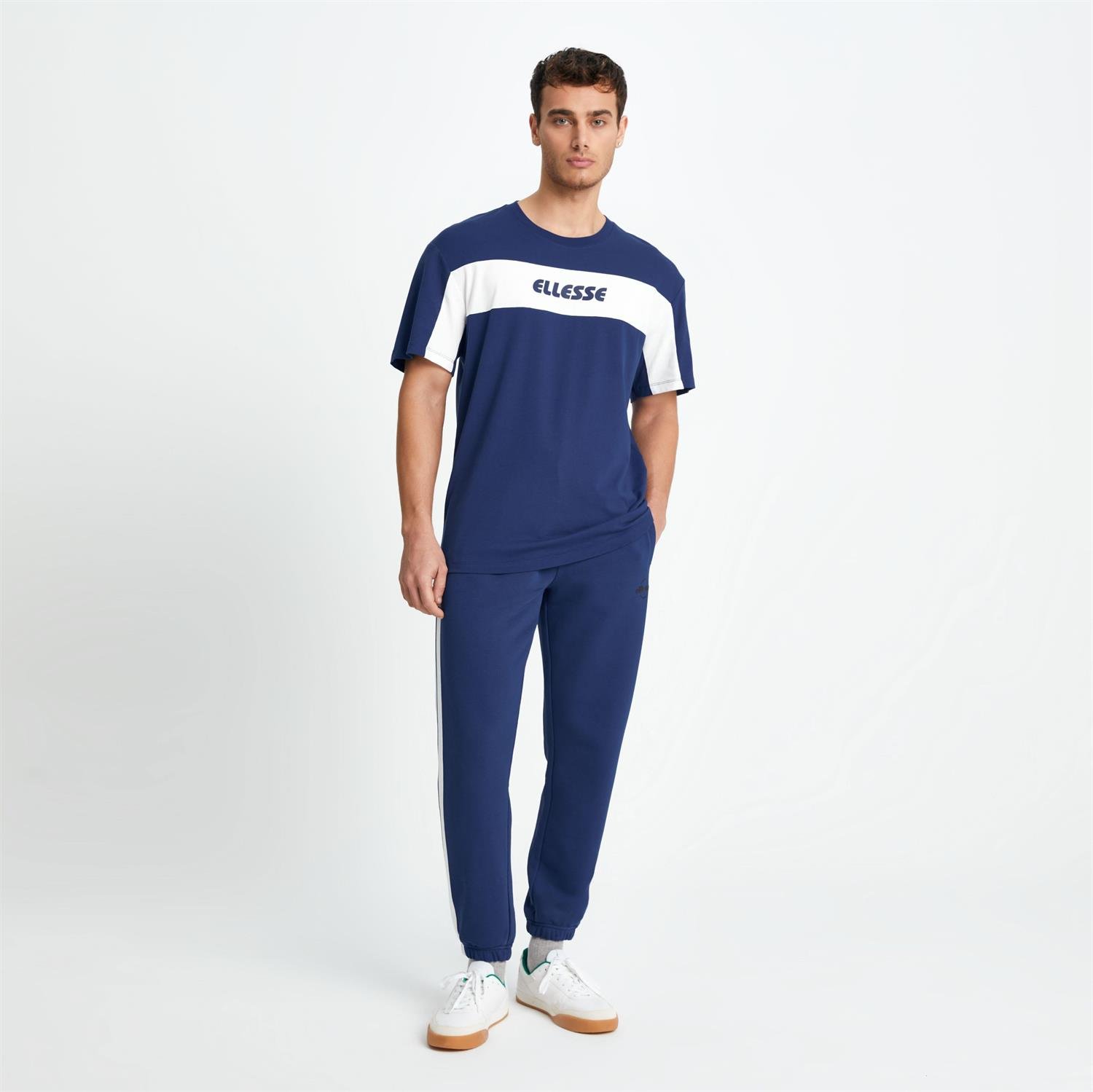ellesse-tr-premium-spor-giyimde-talyan-izgisi