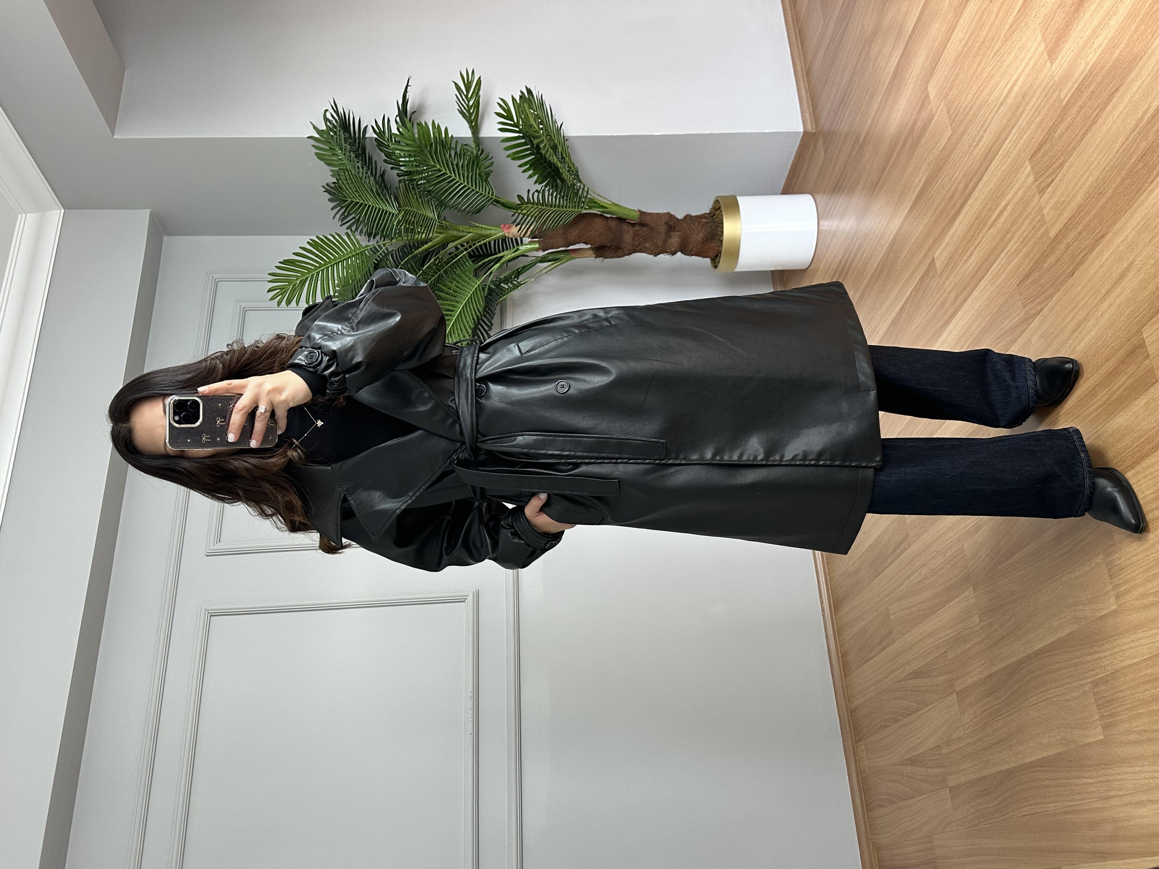 Alven Siyah Lamineli Astarlı Deri Ceket