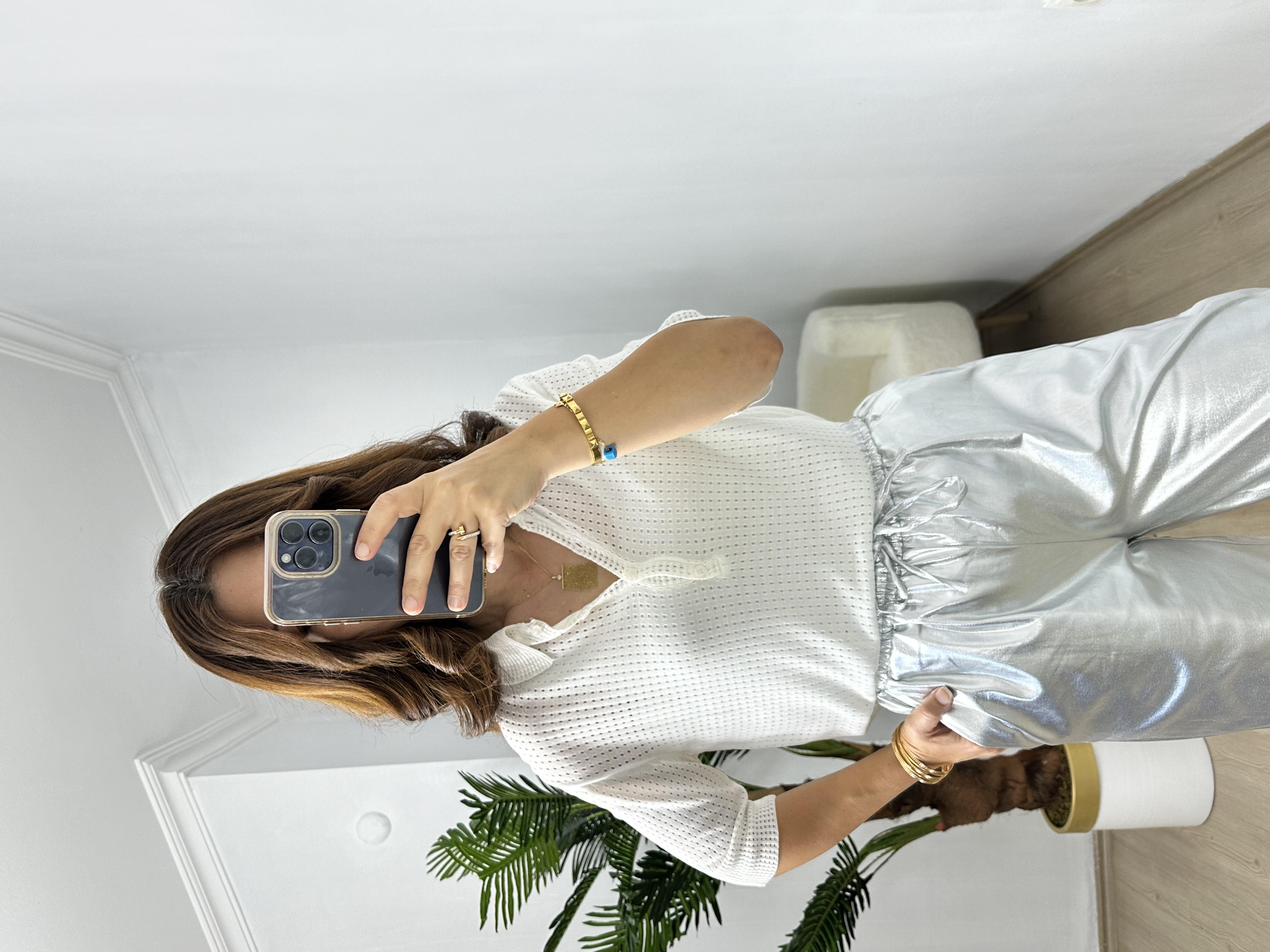 Ekru Delikli Polo Yaka Triko