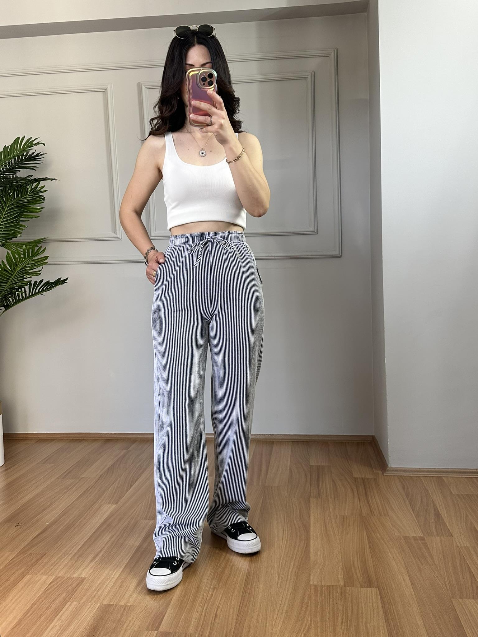 Linen Beyaz Siyah Çizgili Örme Pantolon
