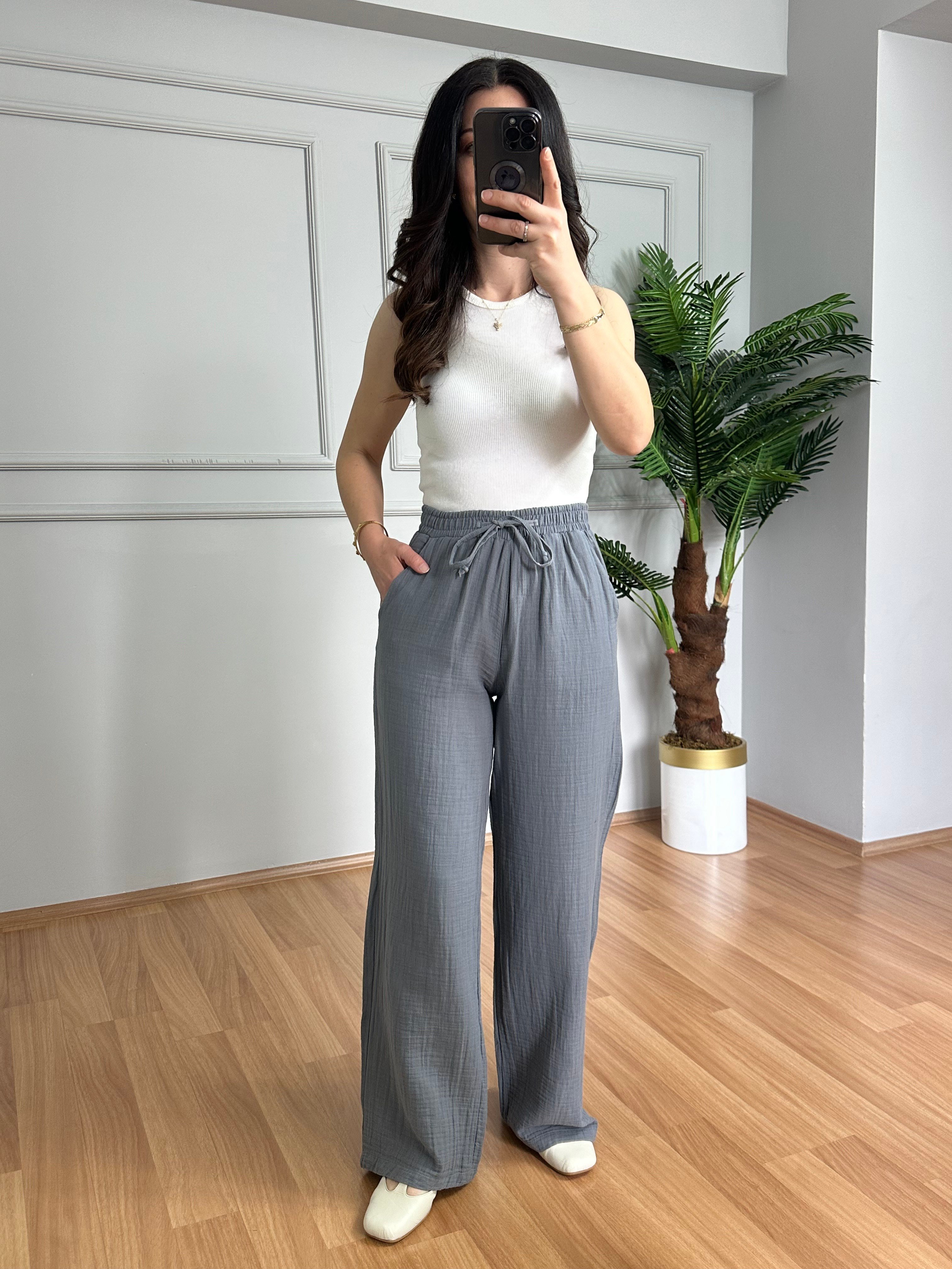 Olivia Gri Müslin Kumaş Pantolon 