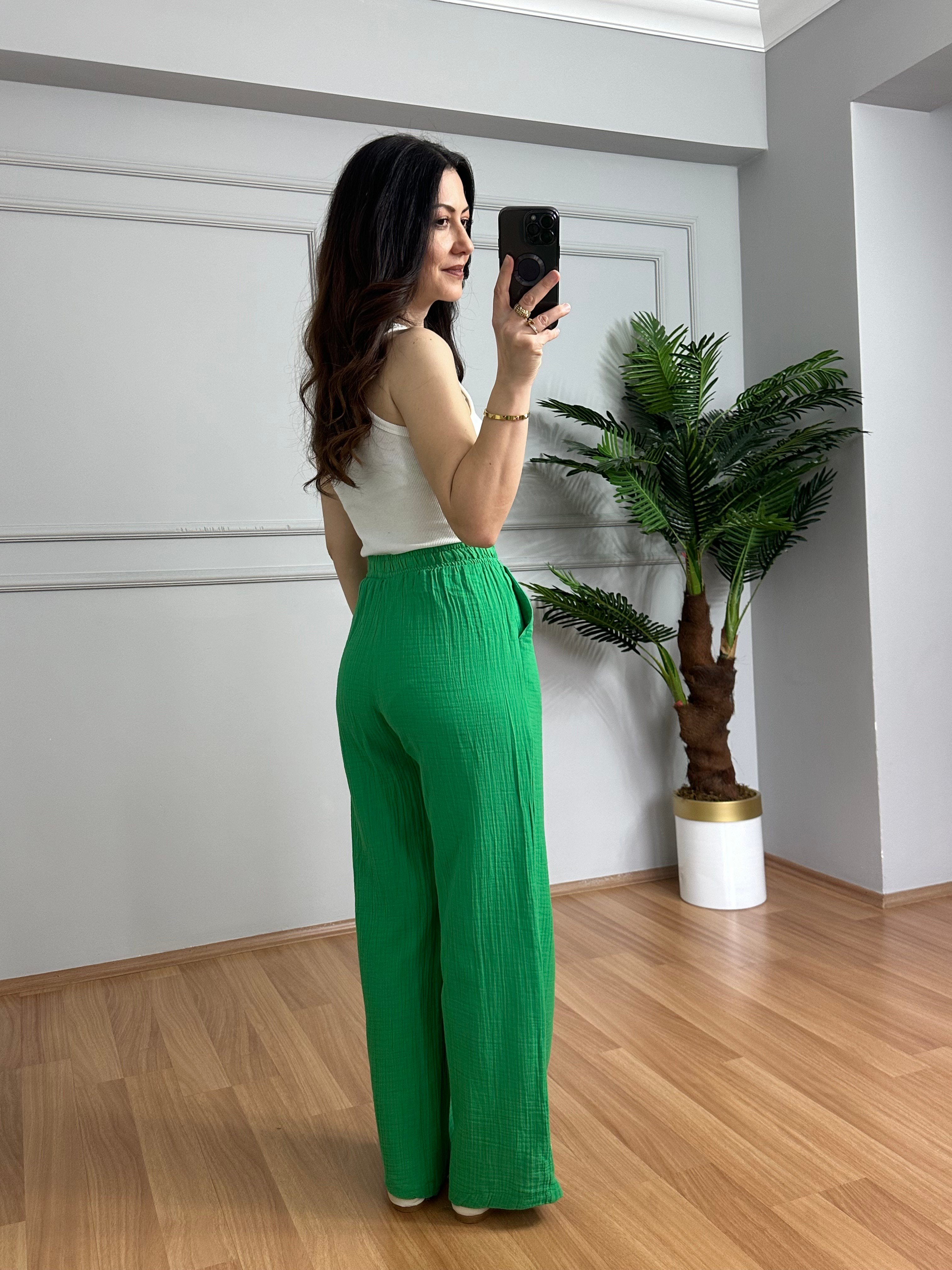 Olivia Yeşil Müslin Kumaş Pantolon