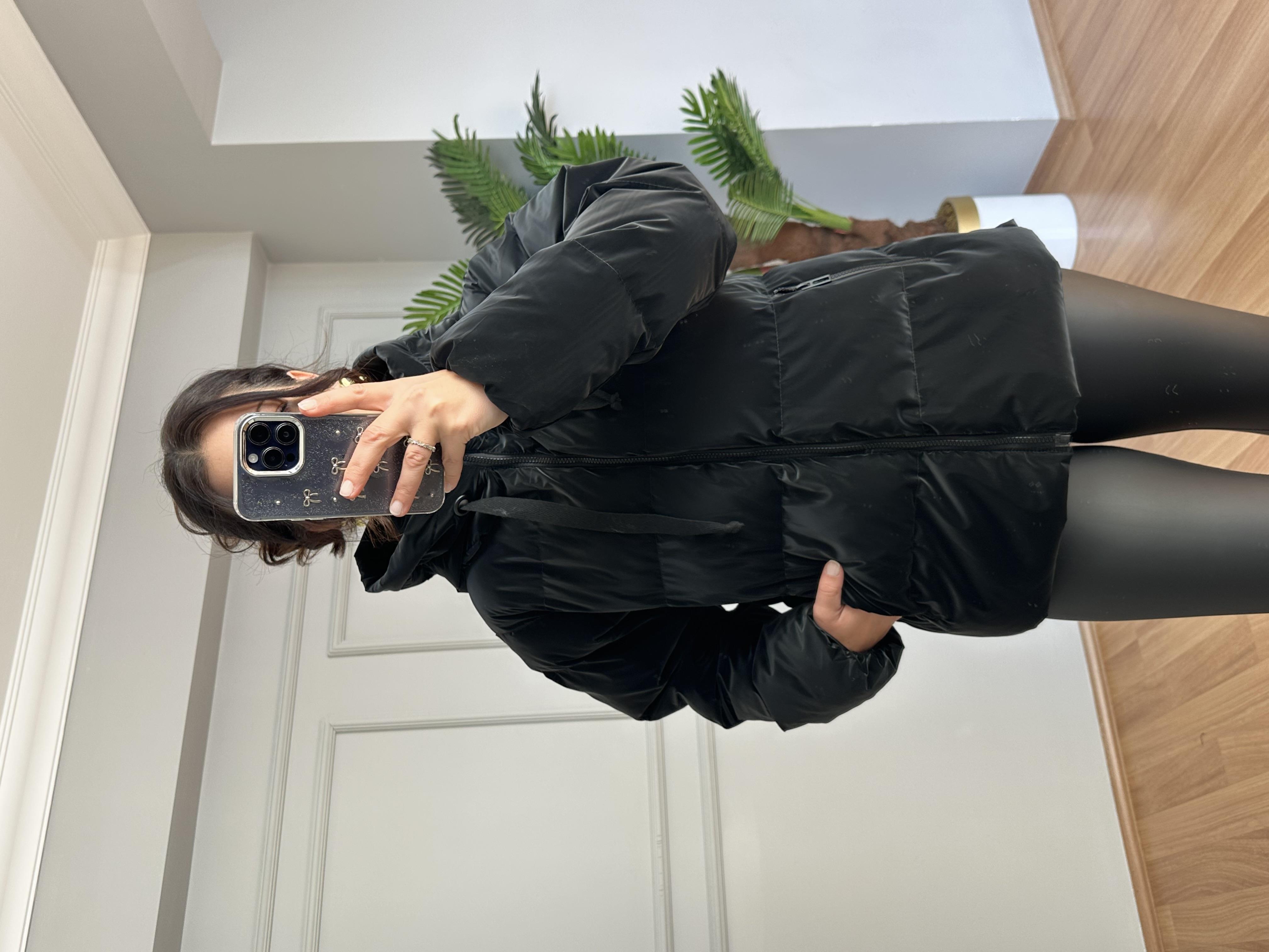 Pari Siyah Hafif Parlak Şişme Mont 