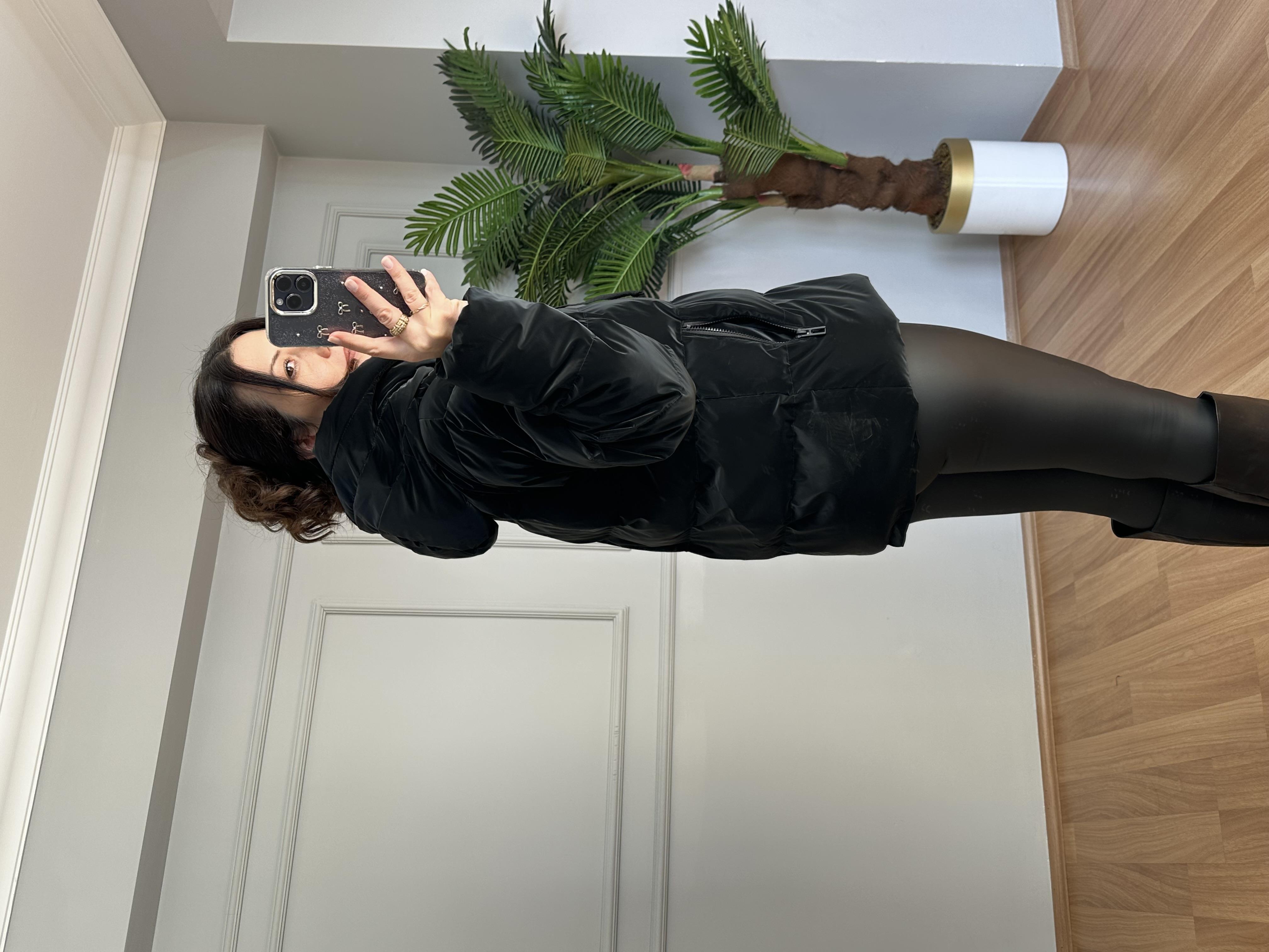 Pari Siyah Hafif Parlak Şişme Mont 