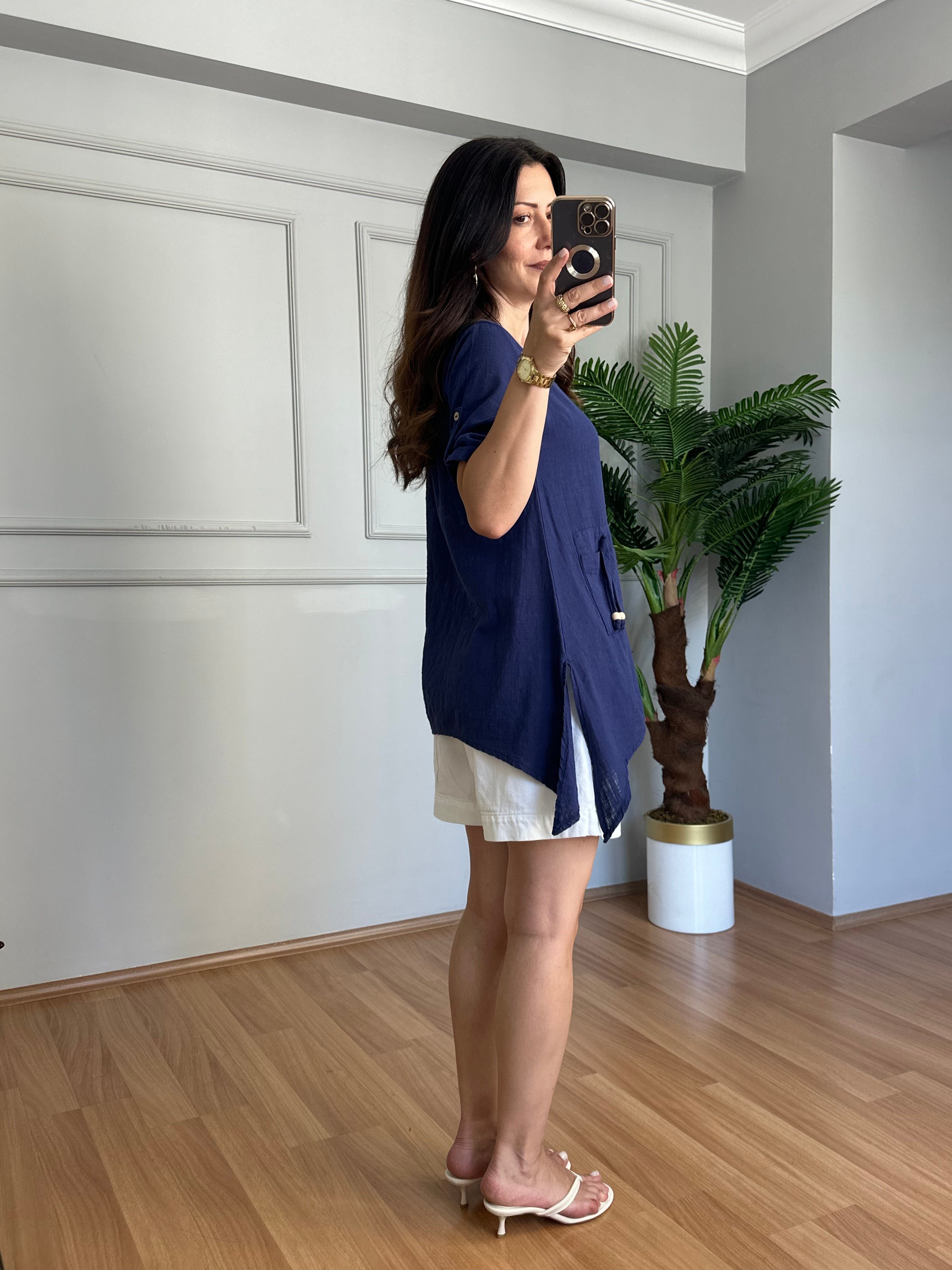 Rella Lacivert Boncuk Detaylı Keten Bluz