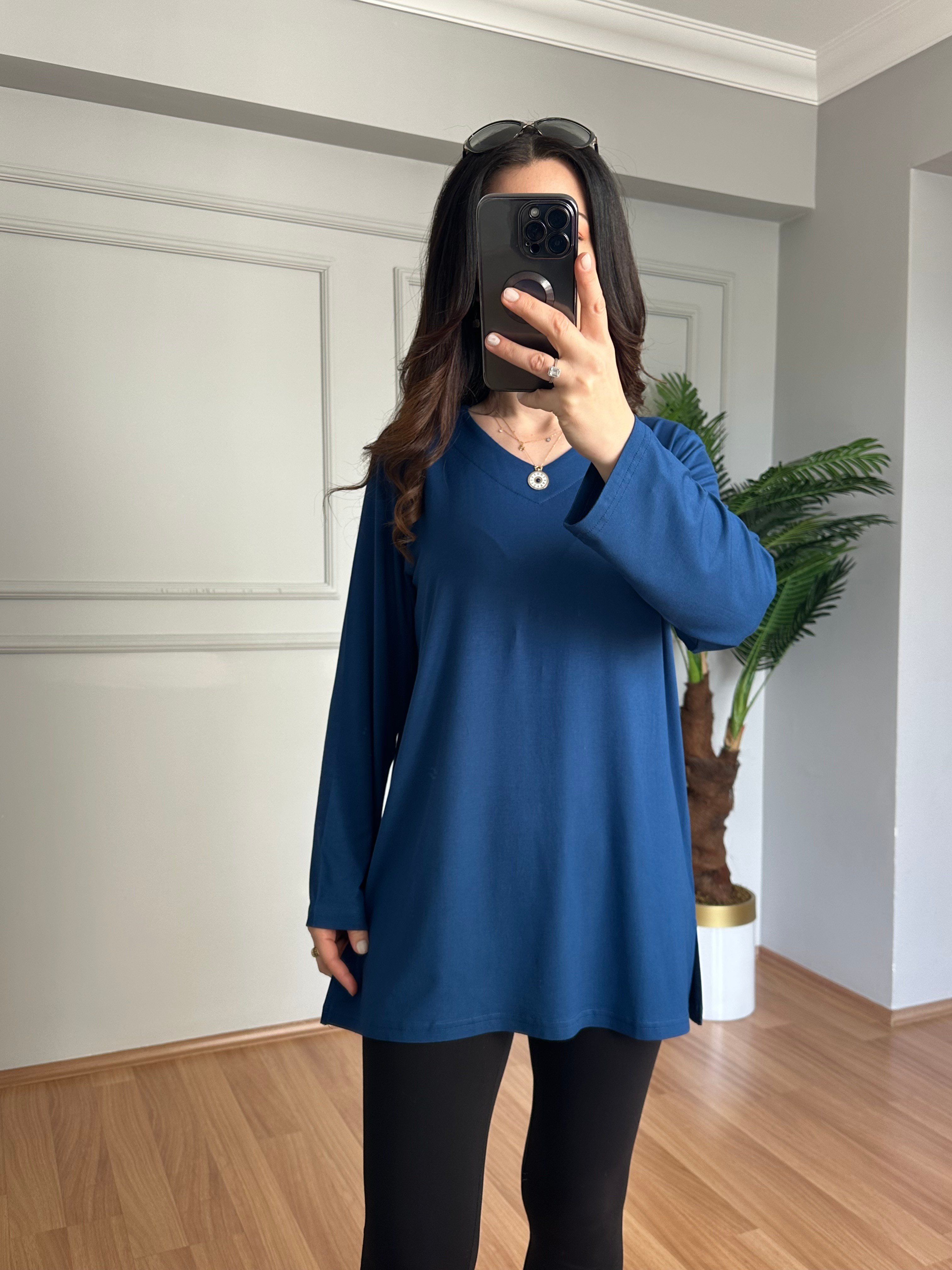 Sera İndigo Likralı V Yaka Basic Bluz 