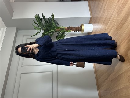 Belarus Lacivert Nakış Detaylı Kemerli Elbise